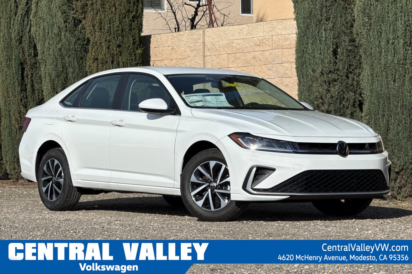 Pure White 2026 Volkswagen Jetta Sedan Front-Wheel Drive Automatic