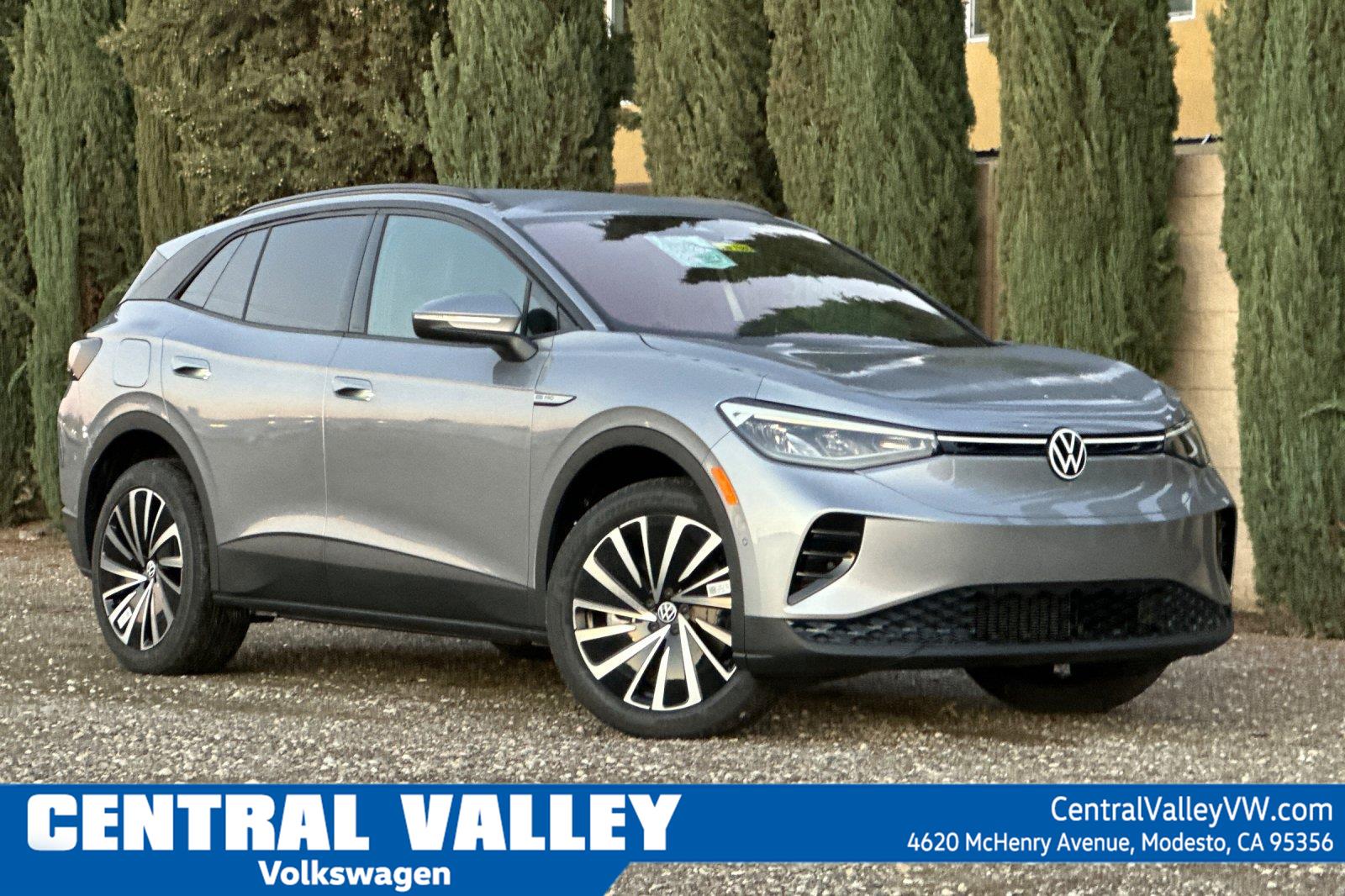 Silver Mist Metallic 2026 Volkswagen ID.4 SUV / Crossover All-Wheel Drive Automatic