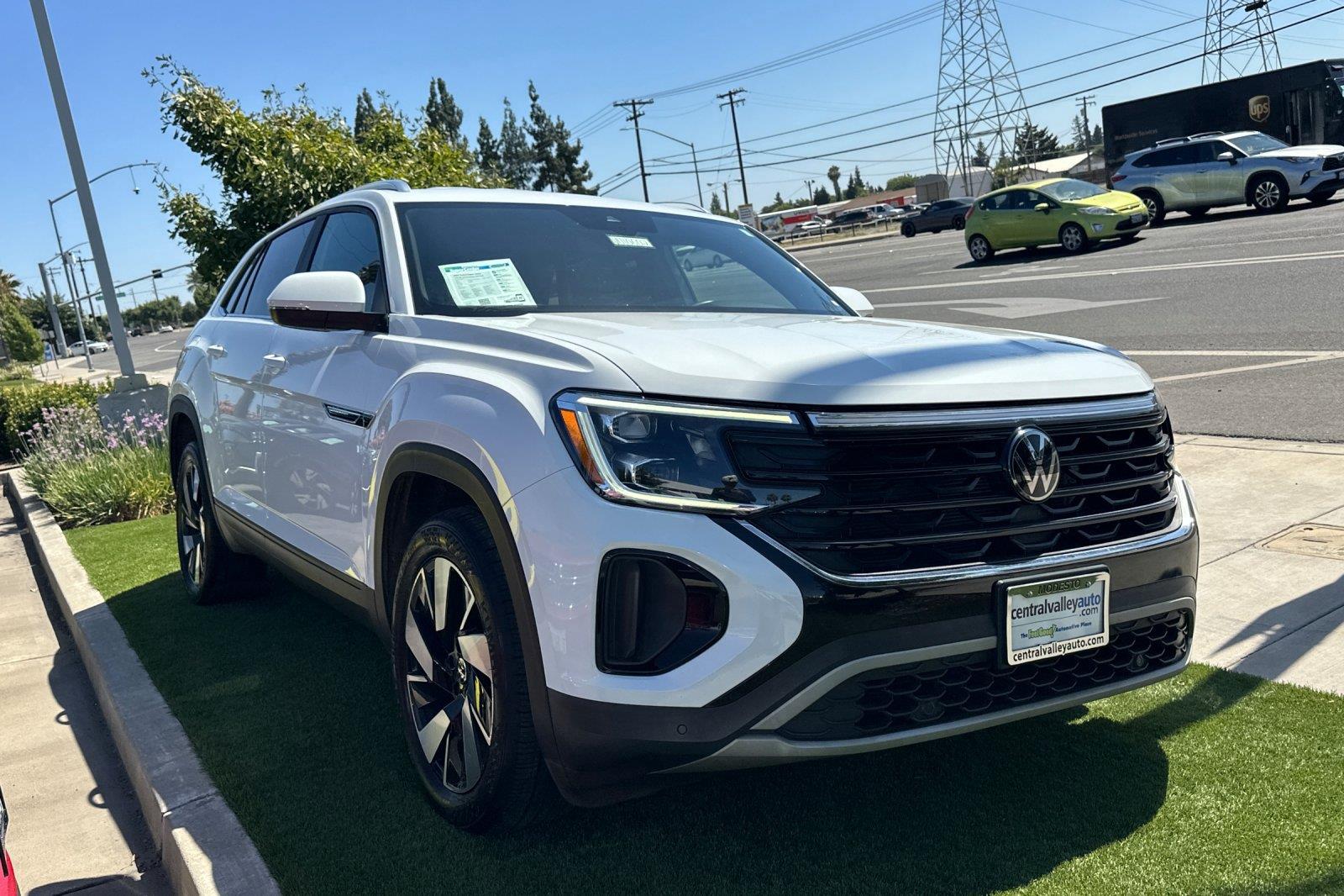 Pure White 2024 Volkswagen Atlas Cross Sport SUV / Crossover All-Wheel Drive Automatic