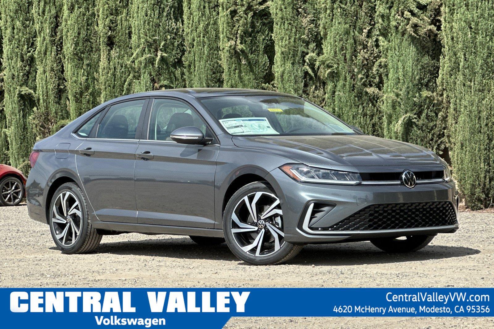 Platinum Gray Metallic 2026 Volkswagen Jetta Sedan Front-Wheel Drive Automatic