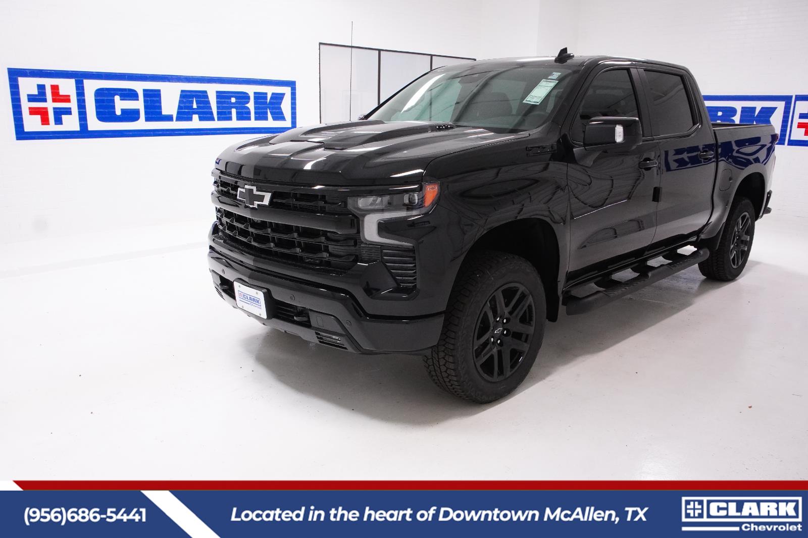 Black 2026 Chevrolet Silverado 1500 LT Trail Boss Crew Cab 4WD Pickup Truck Four-Wheel Drive Automatic