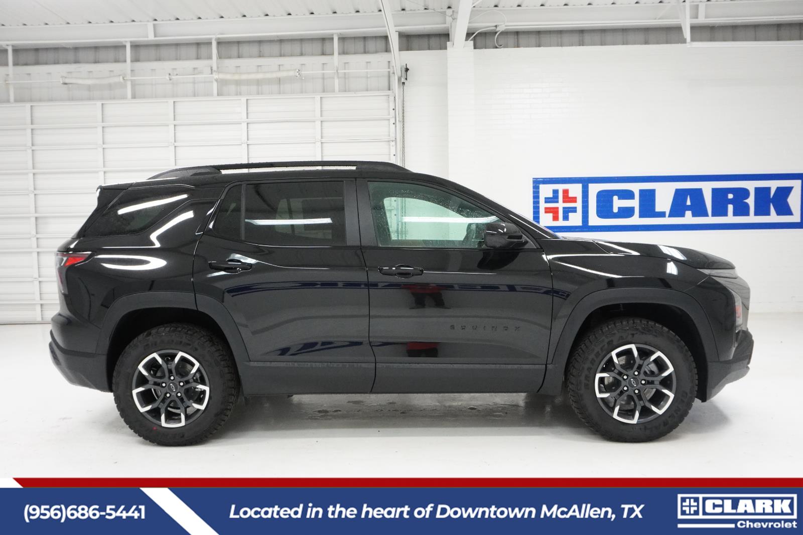 View vehicle photo 4