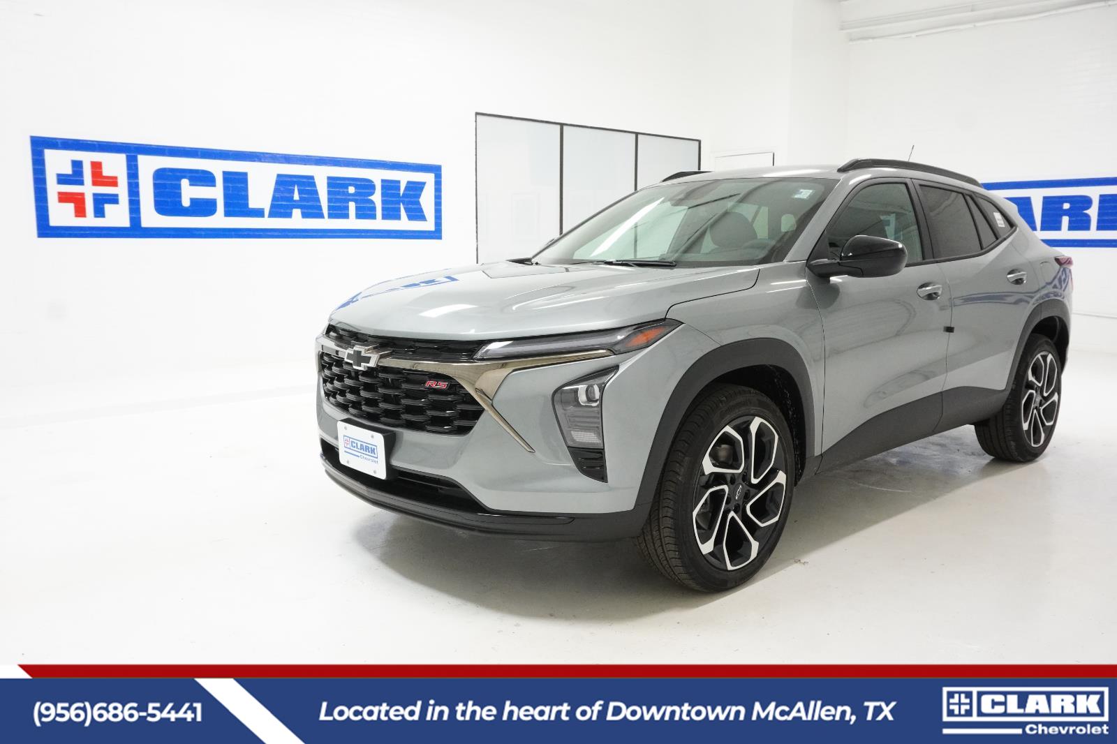 Sterling Gray Metallic 2026 Chevrolet Trax RS with 2RS FWD SUV / Crossover Front-Wheel Drive 6-Speed Automatic