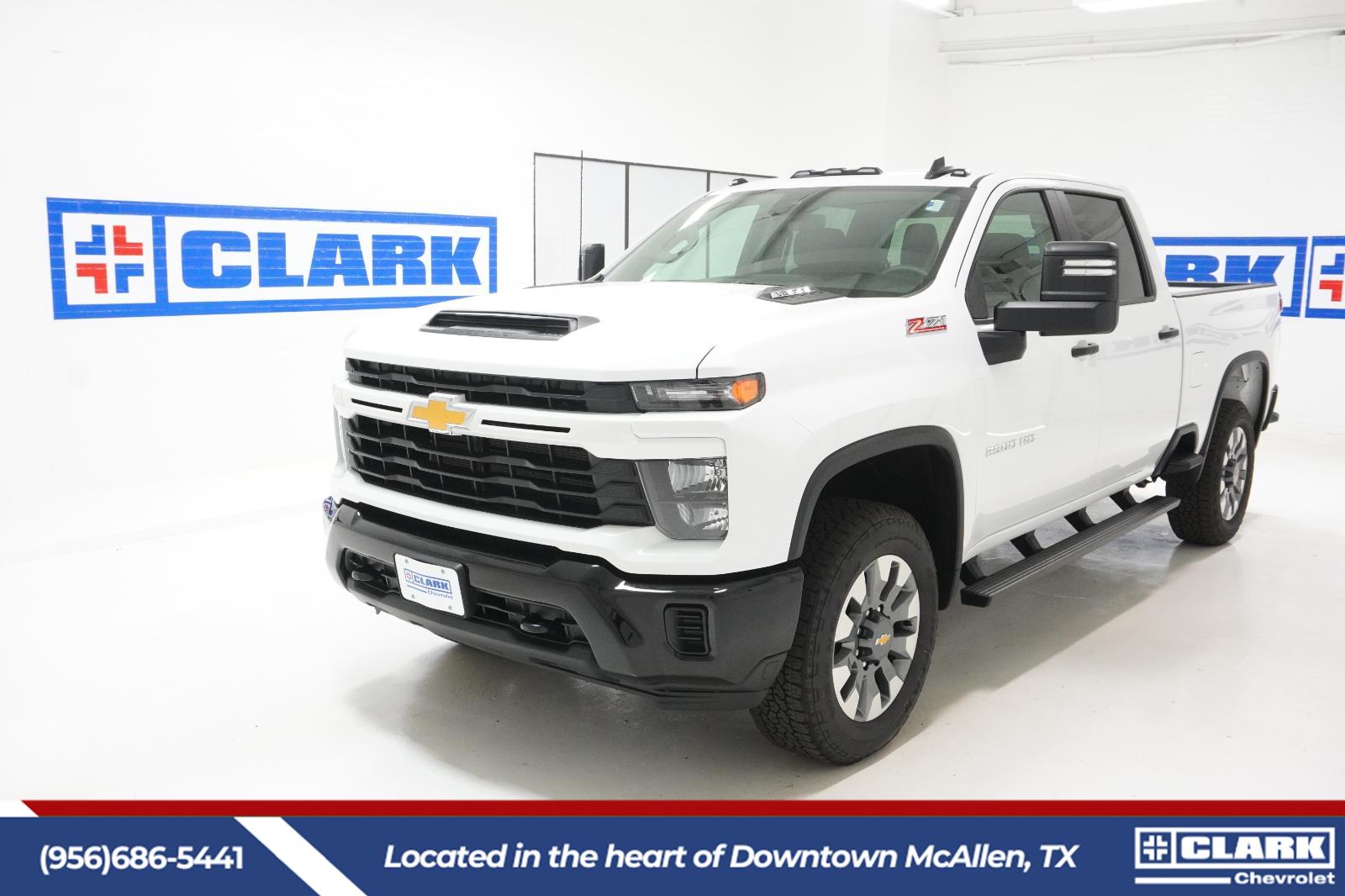 2026 Chevrolet Silverado 2500HD Custom Crew Cab 4WD