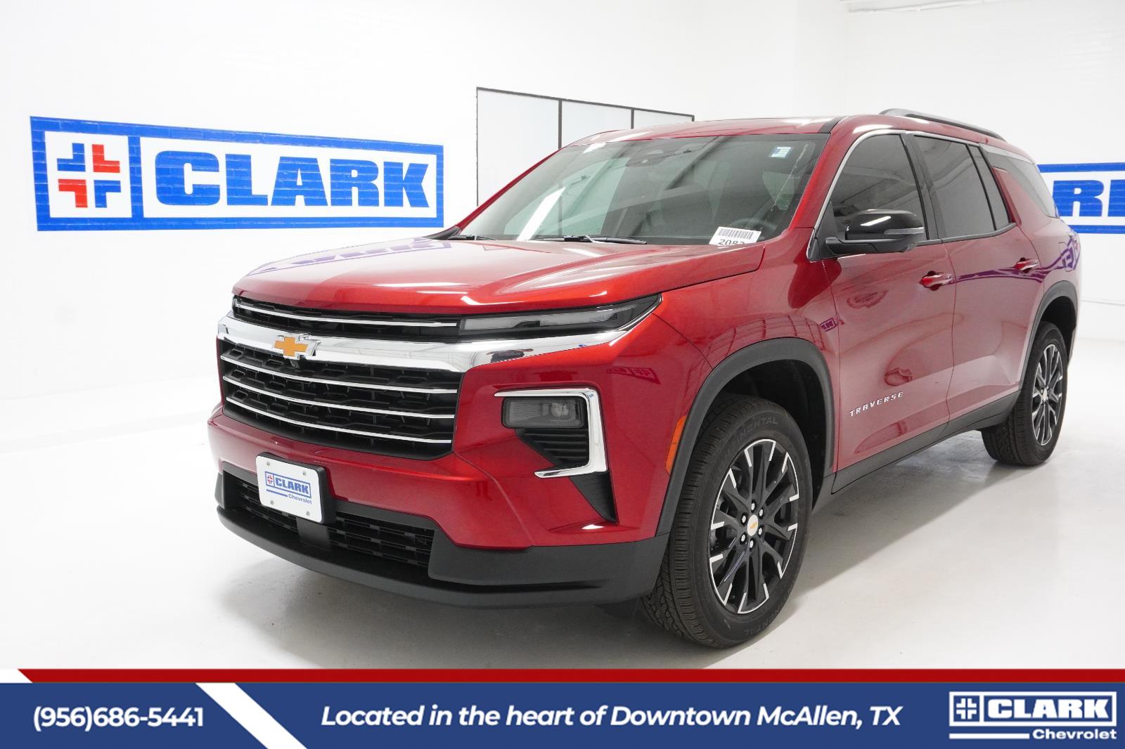 Radiant Red Tintcoat 2026 Chevrolet Traverse LT FWD SUV / Crossover Front-Wheel Drive 8-Speed Automatic