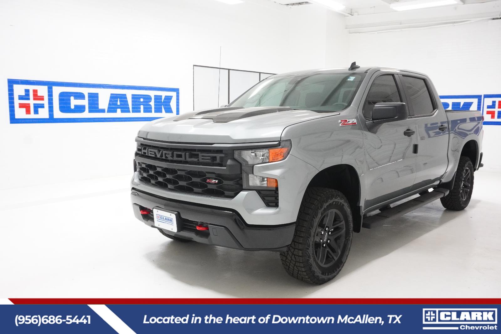 2026 Chevrolet Silverado 1500 Custom Trail Boss Crew Cab 4WD