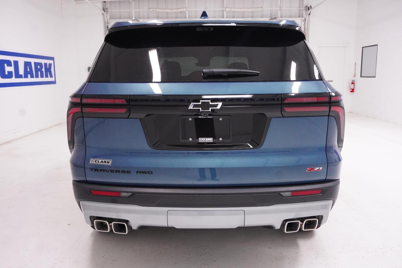 View vehicle photo 6