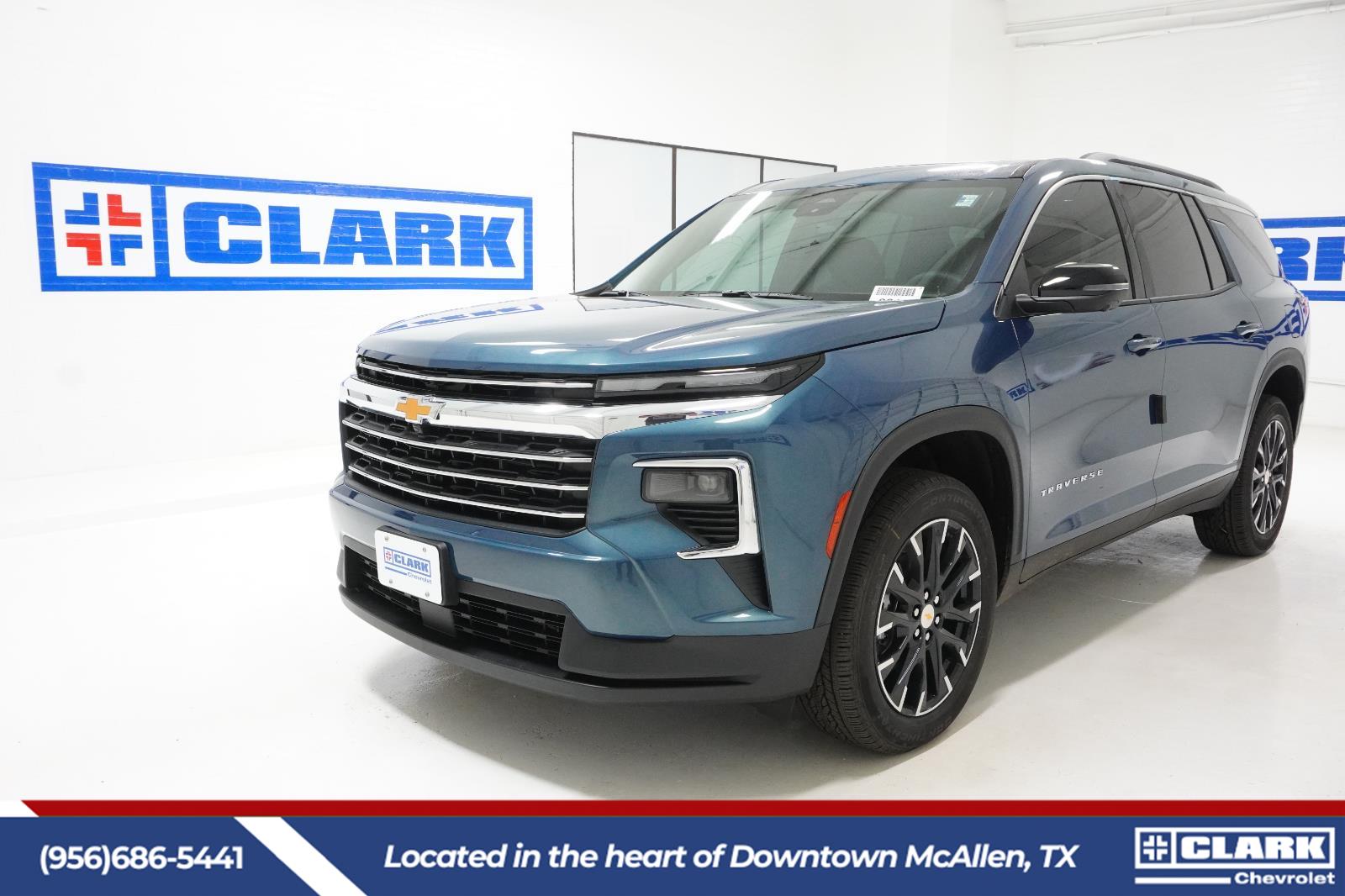 2026 Chevrolet Traverse LT FWD