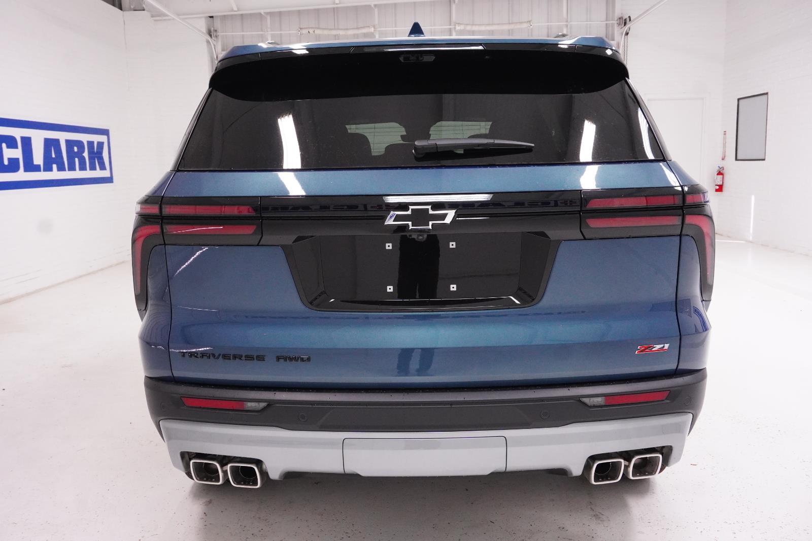 View vehicle photo 6