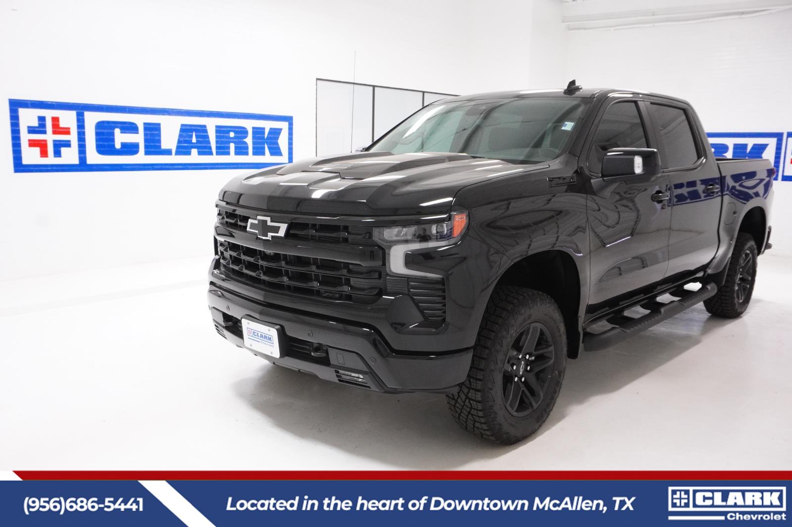 Black 2026 Chevrolet Silverado 1500 LT Trail Boss Crew Cab 4WD Pickup Truck Four-Wheel Drive Automatic