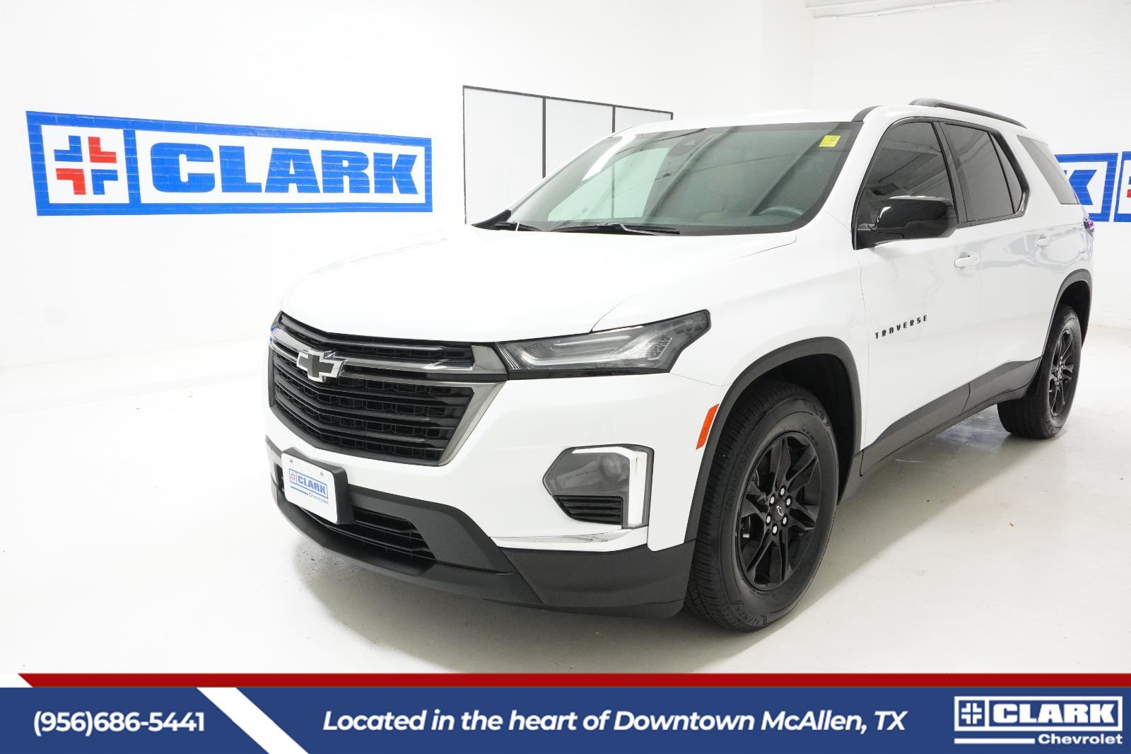 2023 Chevrolet Traverse LS FWD