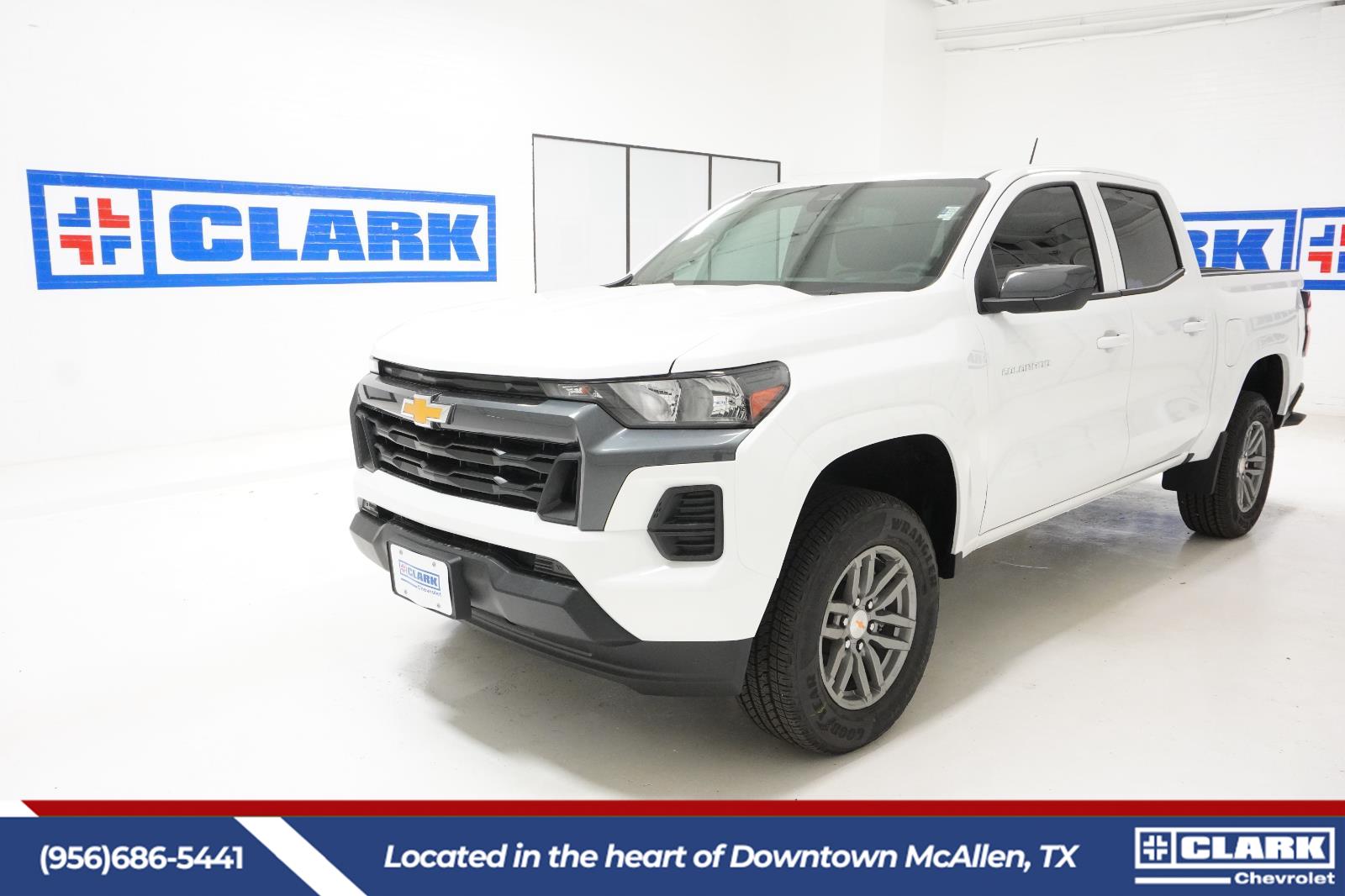 Summit White 2026 Chevrolet Colorado Pickup Truck 4X2 8-Speed Automatic