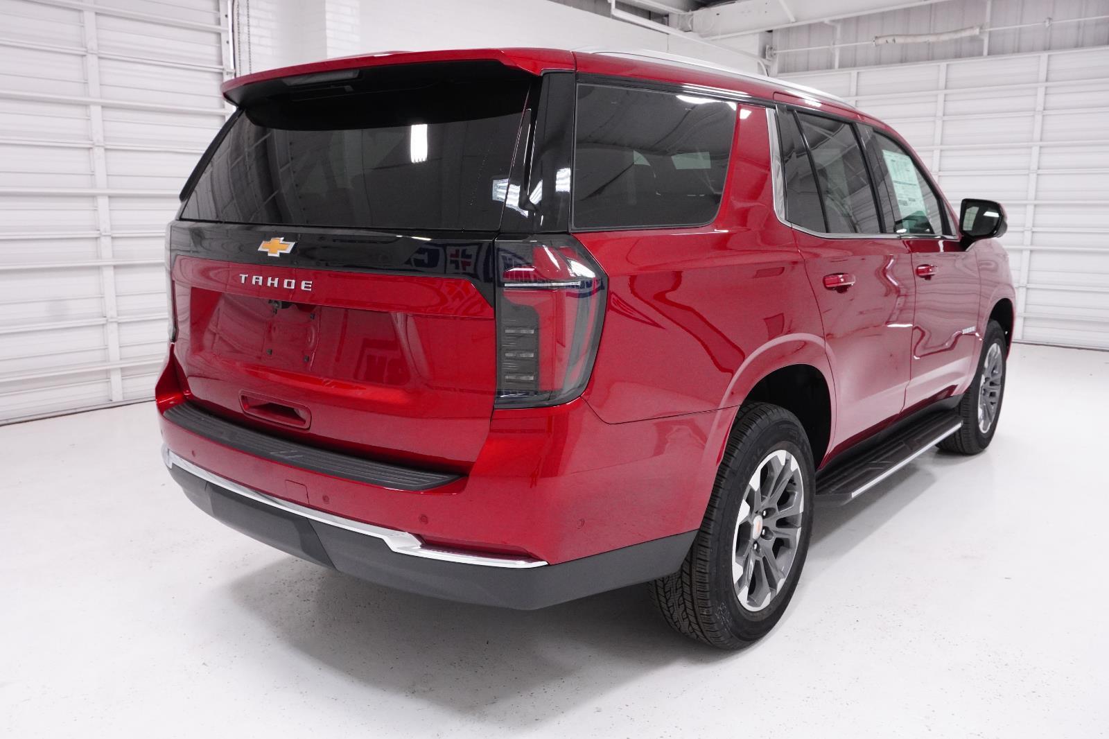 View vehicle photo 5