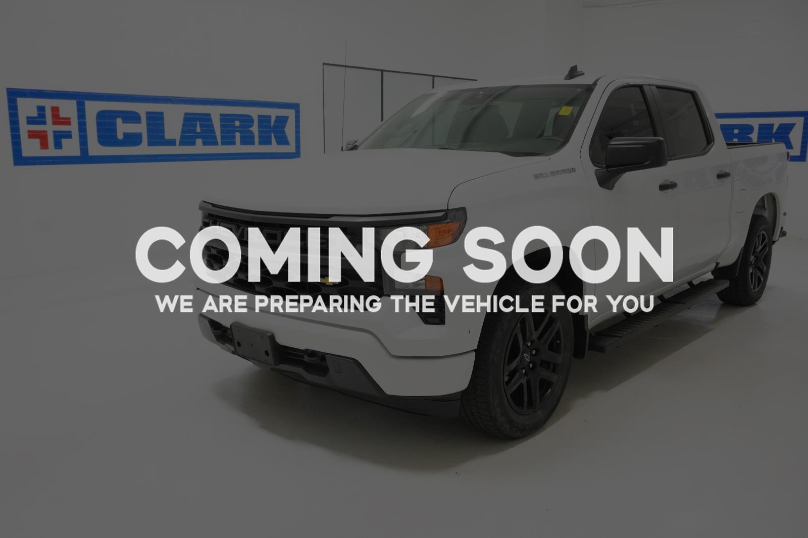 Summit White 2023 Chevrolet Silverado 1500 Custom Crew Cab RWD Pickup Truck 4X2 8-Speed Automatic