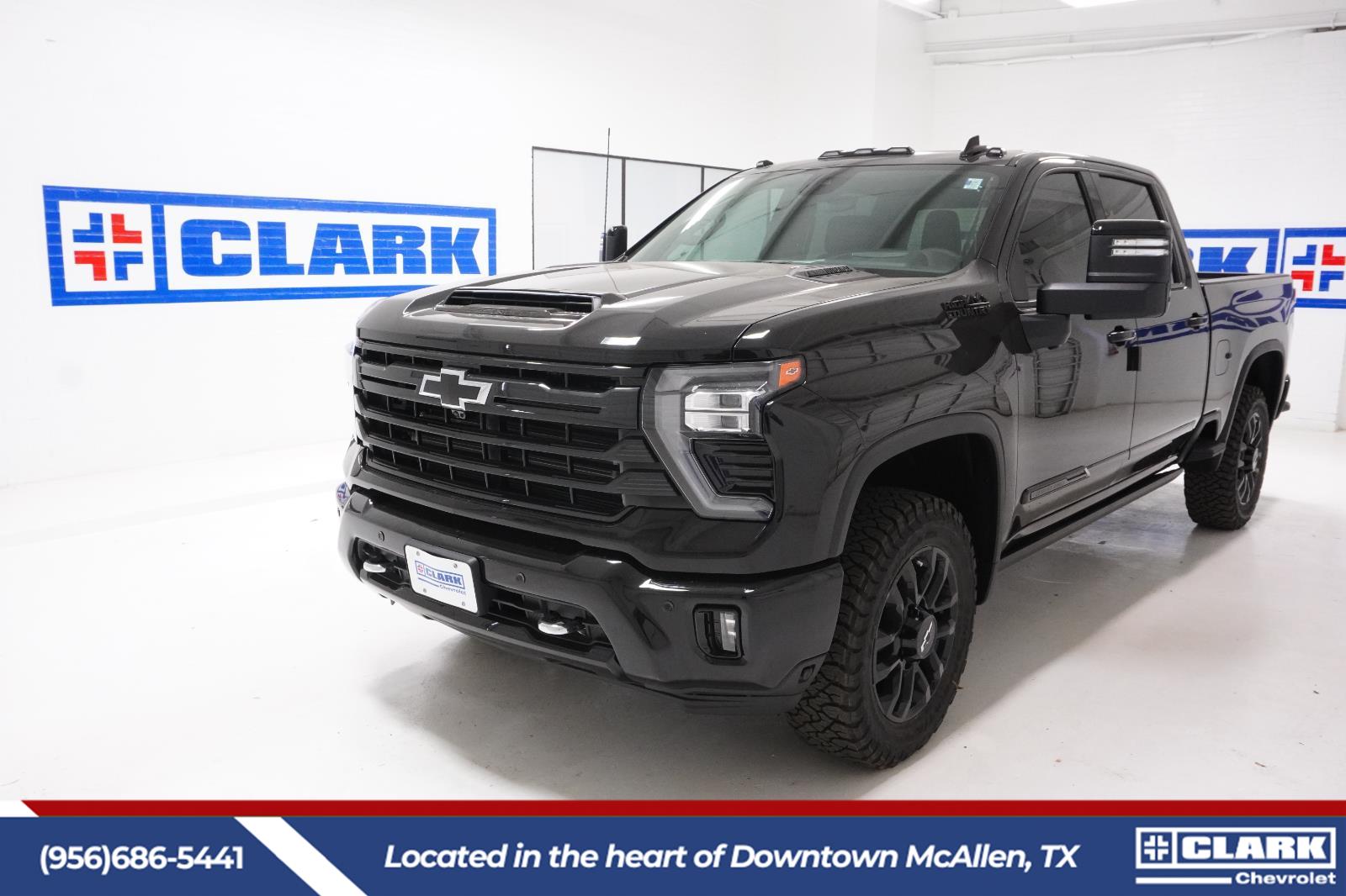 Black 2026 Chevrolet Silverado 2500HD High Country Crew Cab 4WD Pickup Truck Four-Wheel Drive Automatic