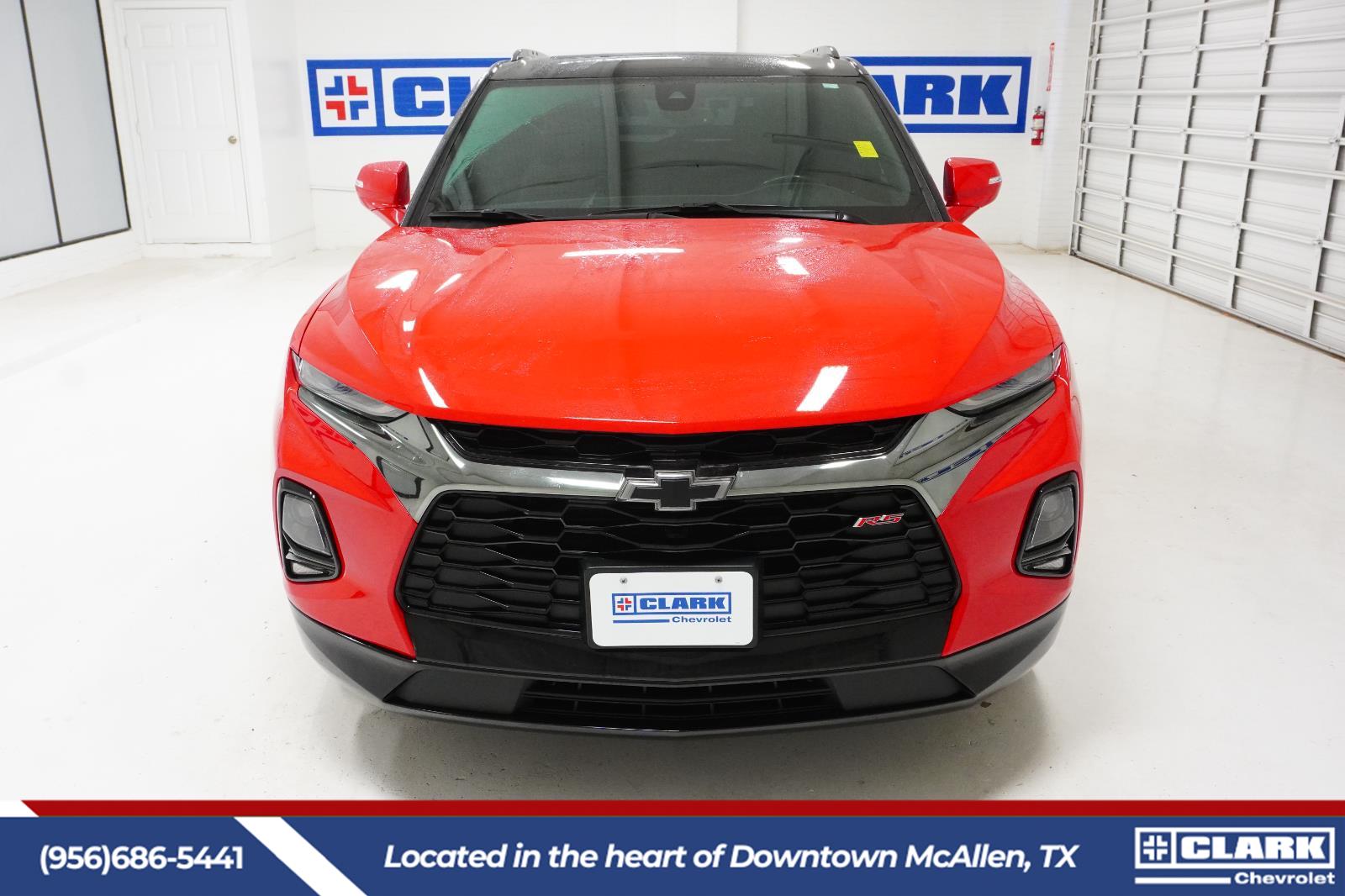 View vehicle photo 2