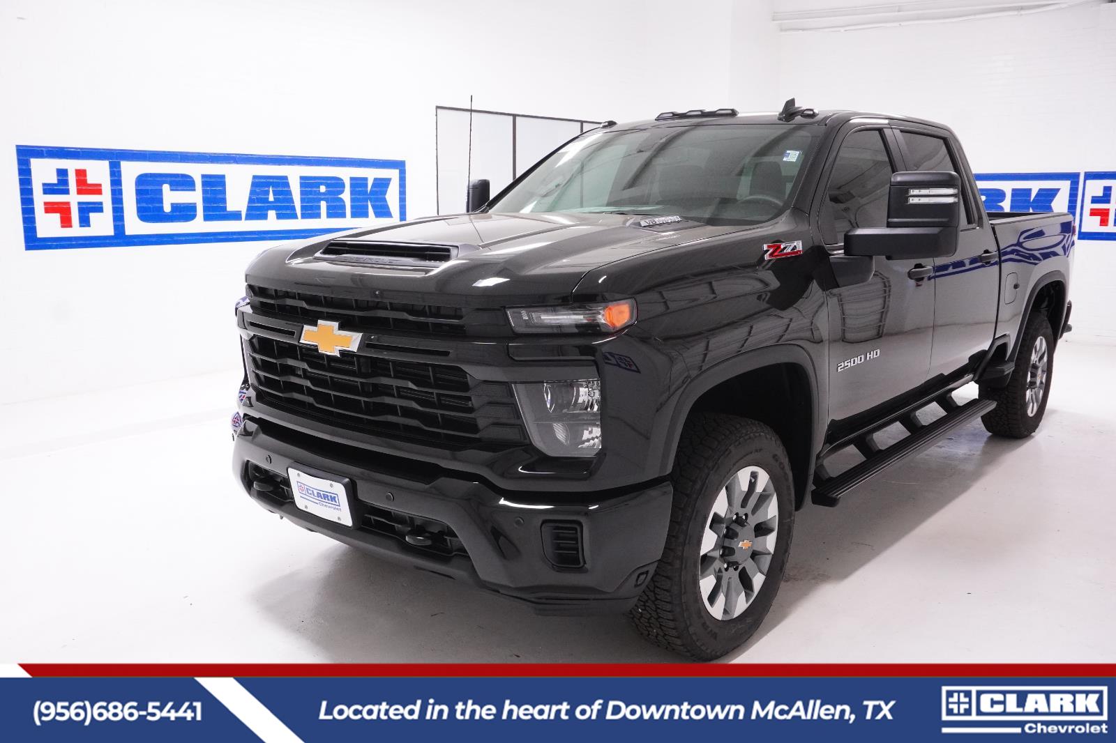 2026 Chevrolet Silverado 2500HD Custom Crew Cab 4WD