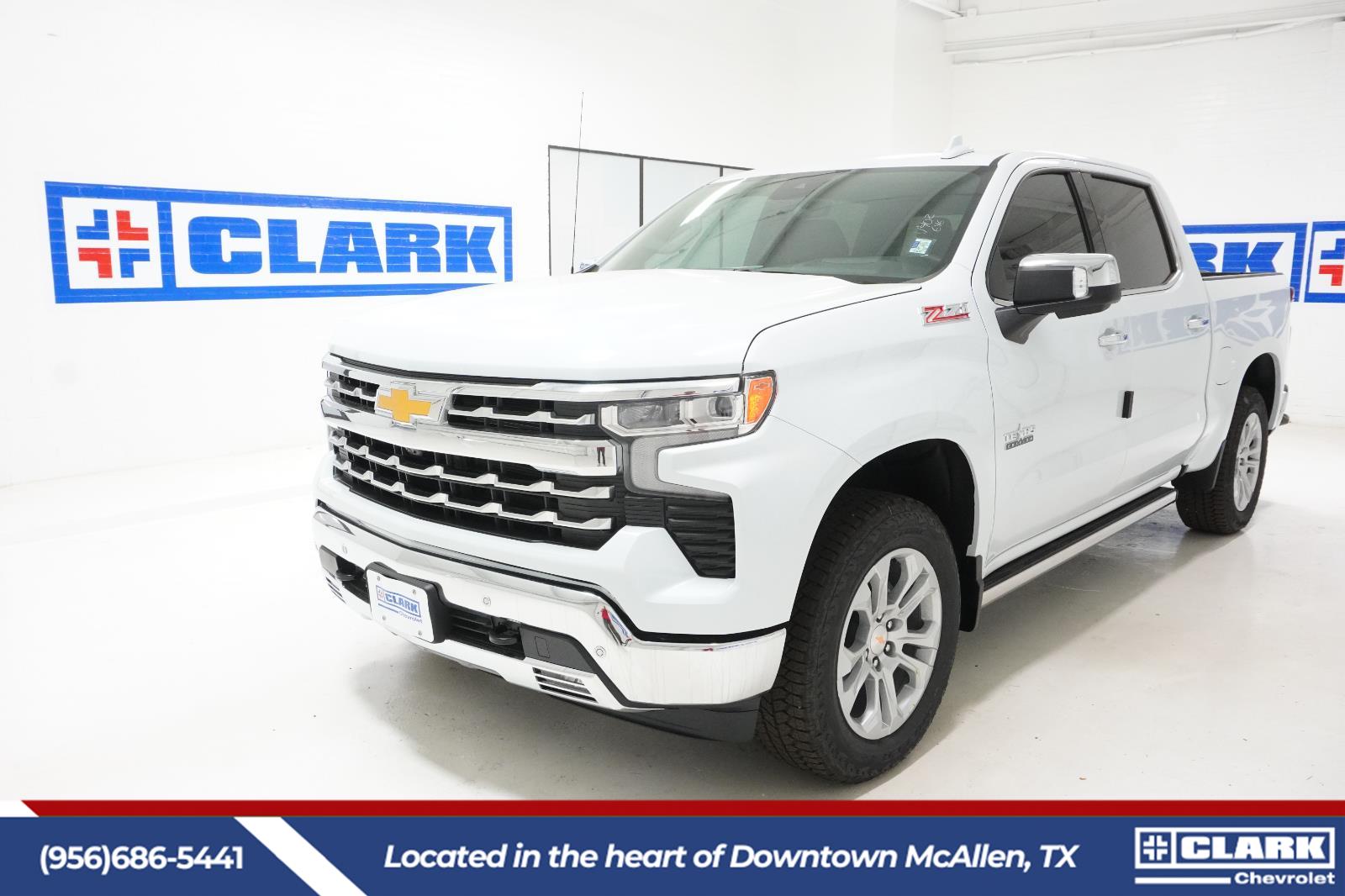 Polar White Tricoat 2026 Chevrolet Silverado 1500 Pickup Truck Four-Wheel Drive Automatic