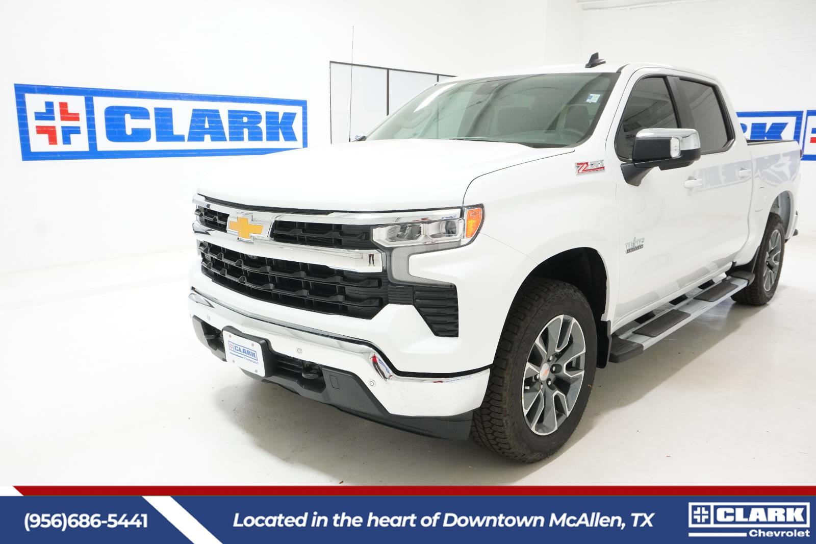 Summit White 2026 Chevrolet Silverado 1500 LT Crew Cab 4WD Pickup Truck Four-Wheel Drive Automatic