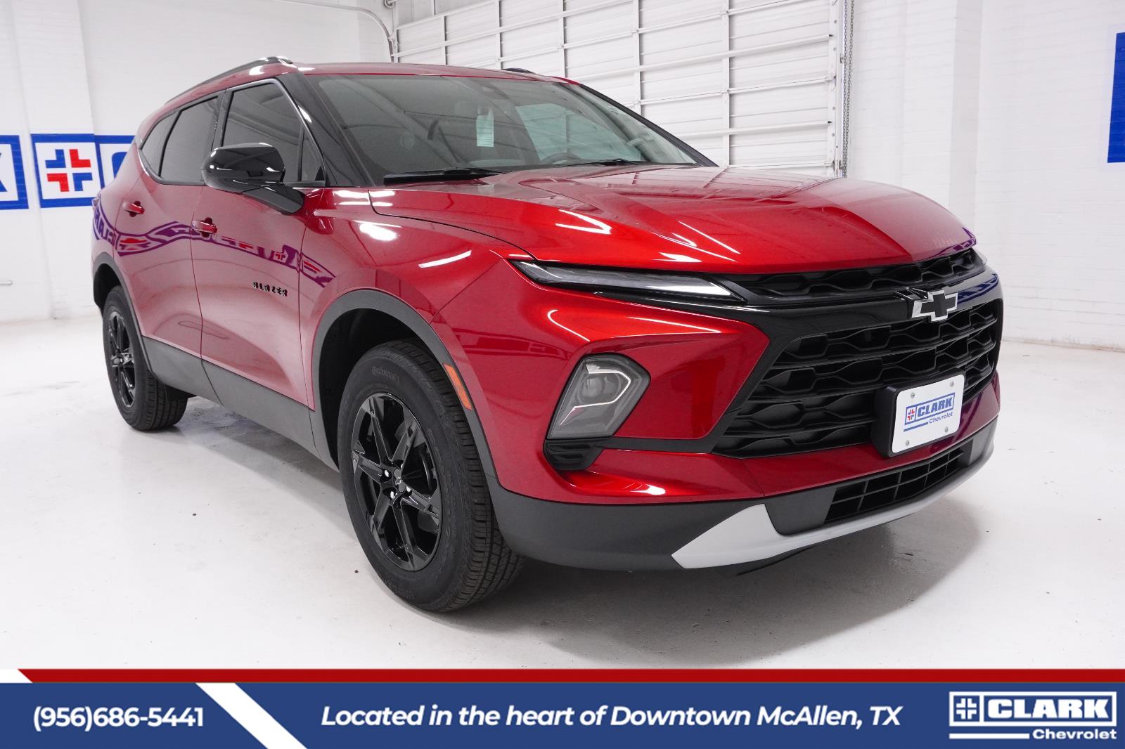 View vehicle photo 3