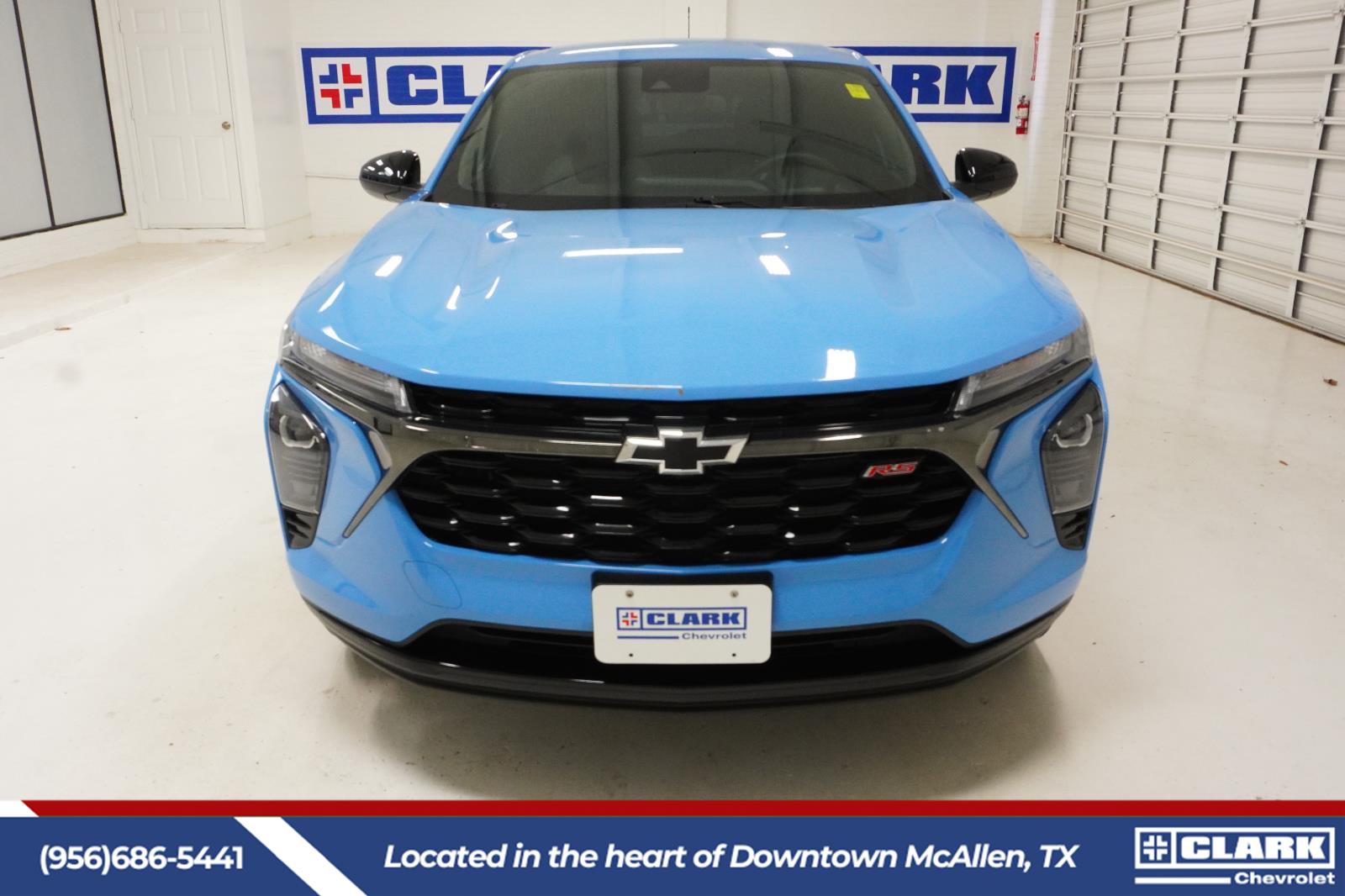 View vehicle photo 2