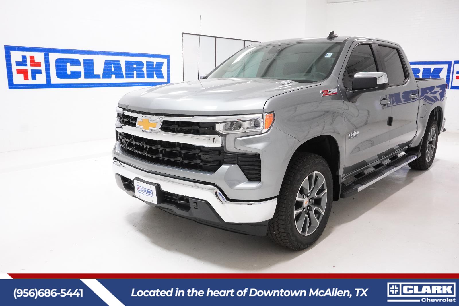 Sterling Gray Metallic 2026 Chevrolet Silverado 1500 LT Crew Cab 4WD Pickup Truck Four-Wheel Drive Automatic