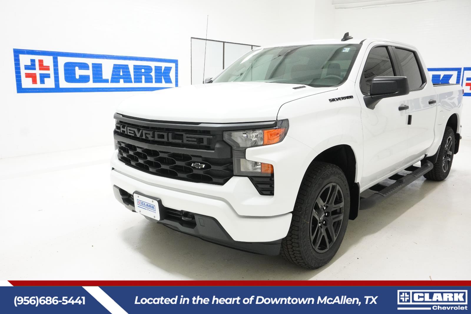 Summit White 2026 Chevrolet Silverado 1500 Pickup Truck 4X2 8-Speed Automatic