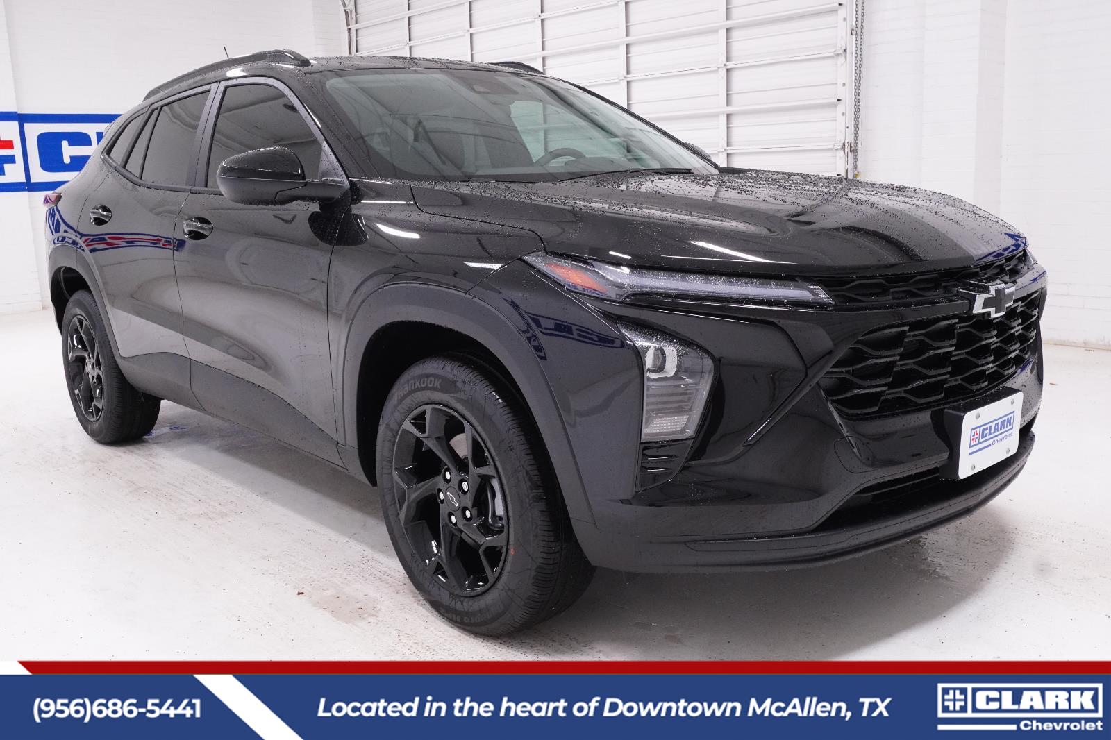 Mosaic Black Metallic 2026 Chevrolet Trax LT FWD SUV / Crossover Front-Wheel Drive 6-Speed Automatic