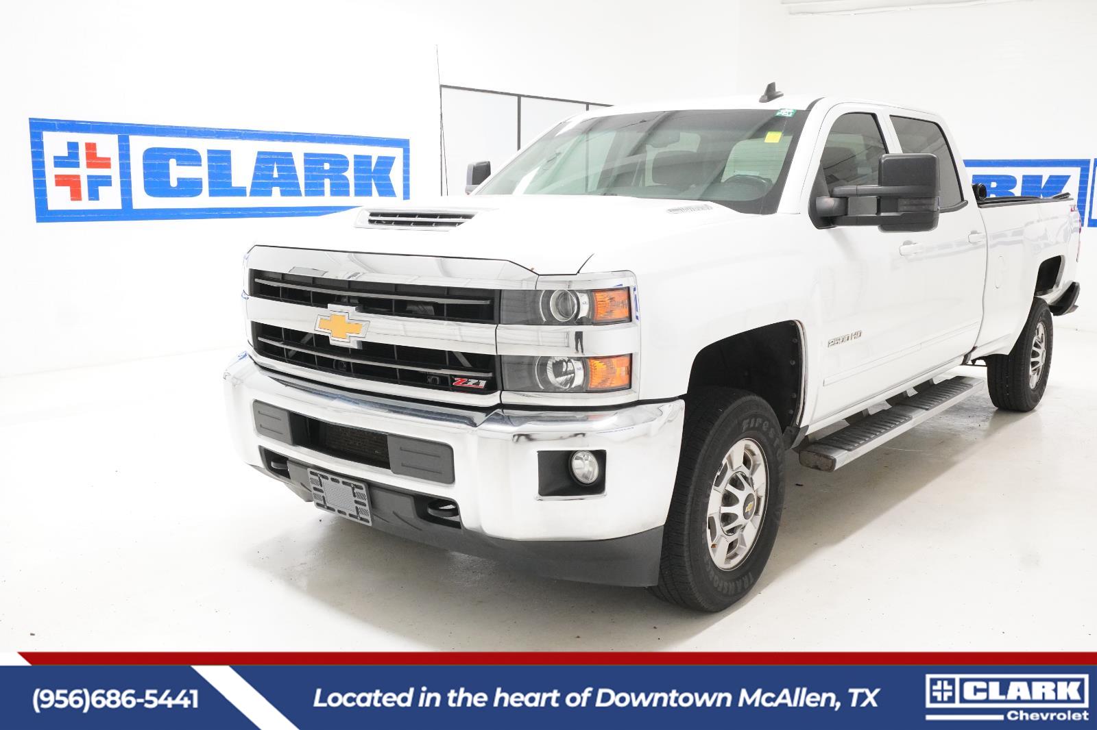 Summit White 2018 Chevrolet Silverado 2500HD LT Crew Cab 4WD Pickup Truck Four-Wheel Drive 6-Speed Automatic