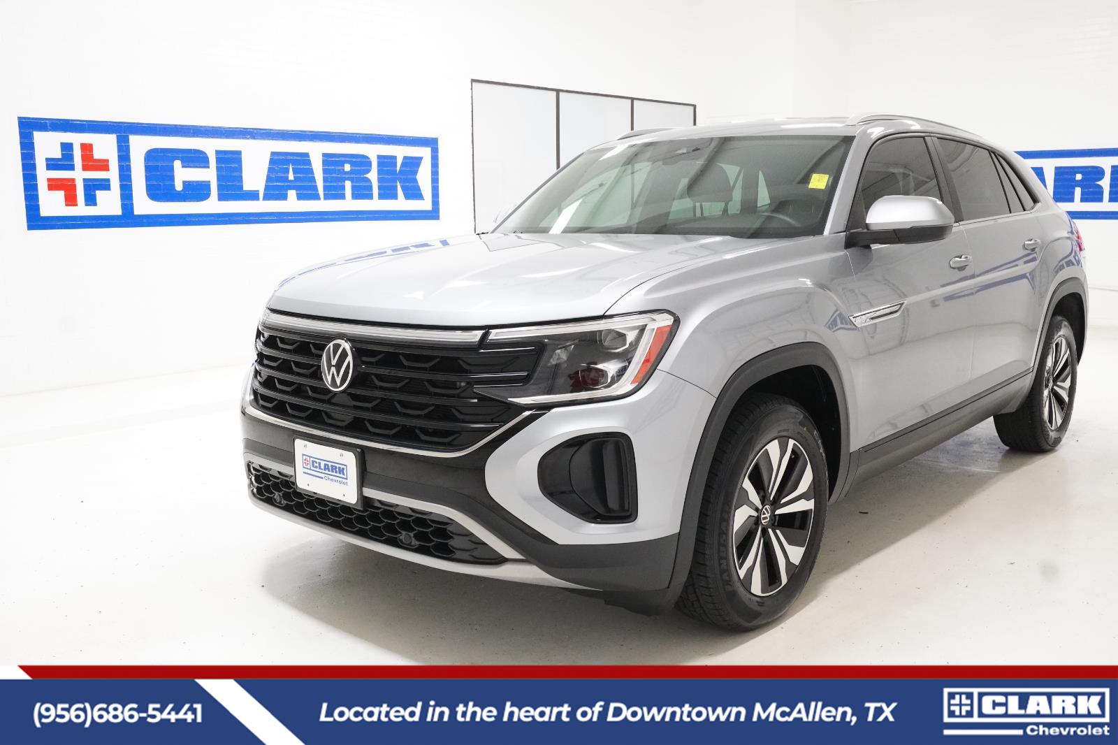 Deep Black Pearl 2024 Volkswagen Atlas Cross Sport SE FWD SUV / Crossover Front-Wheel Drive Automatic