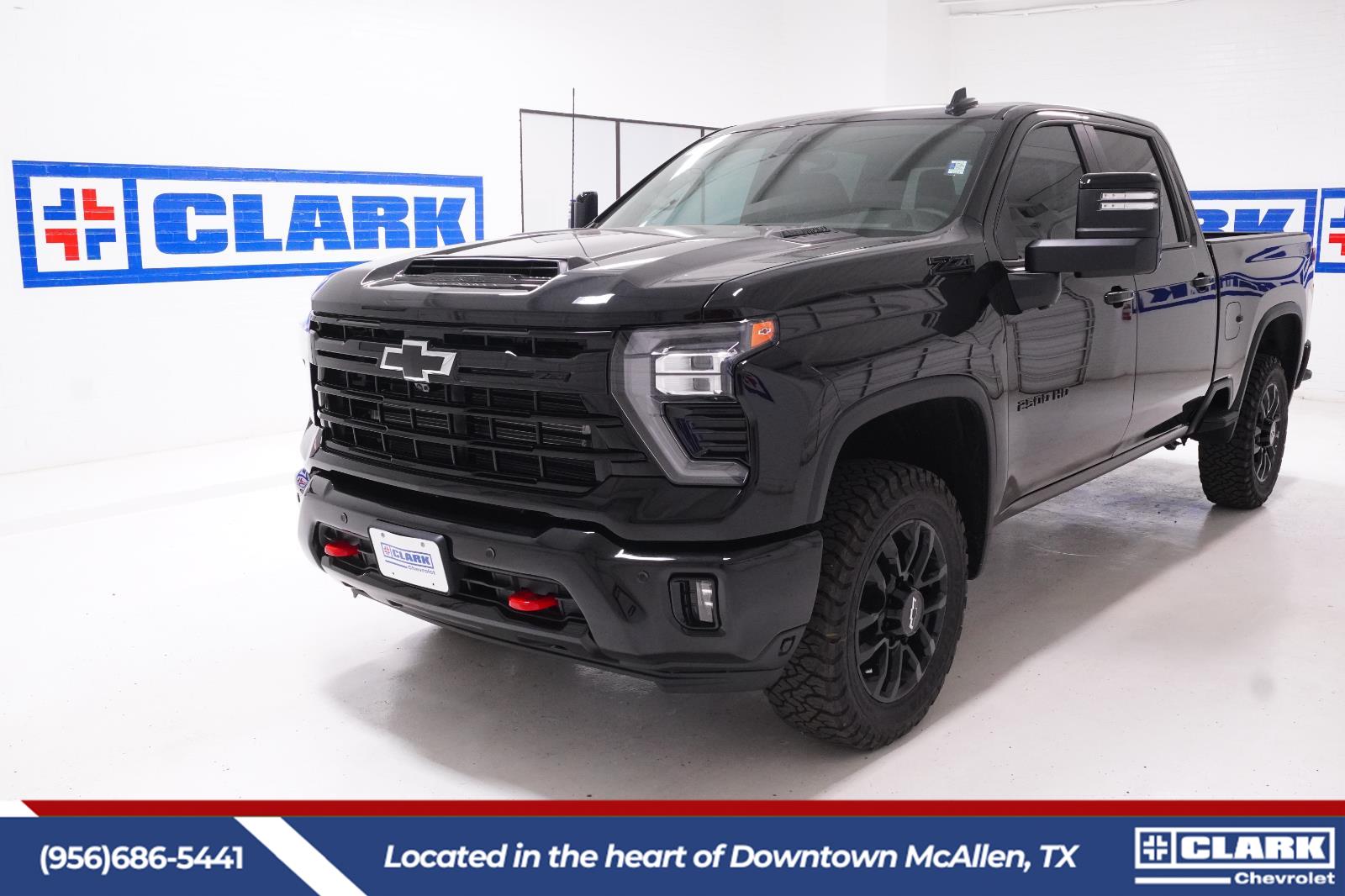 Black 2026 Chevrolet Silverado 2500HD LT Crew Cab 4WD Pickup Truck Four-Wheel Drive Automatic
