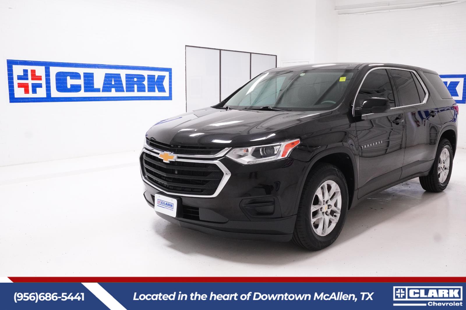 Mosaic Black Metallic 2021 Chevrolet Traverse LS FWD SUV / Crossover Front-Wheel Drive 9-Speed Automatic