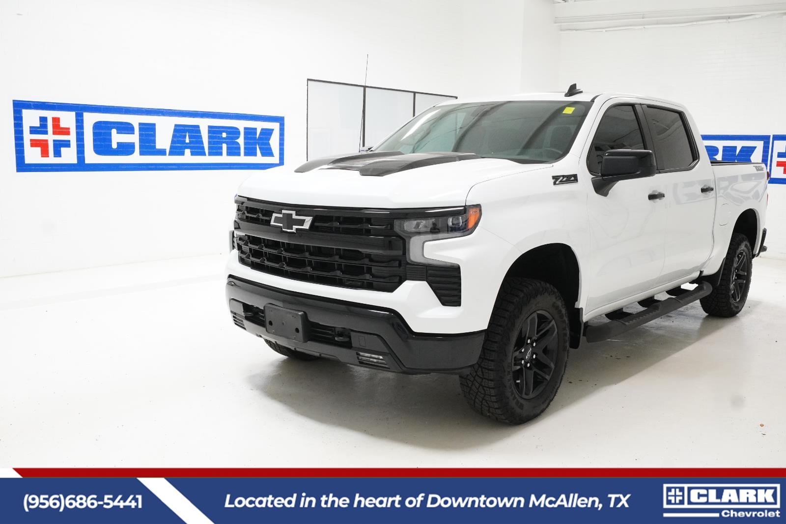 Summit White 2025 Chevrolet Silverado 1500 LT Trail Boss Crew Cab 4WD Pickup Truck Four-Wheel Drive Automatic