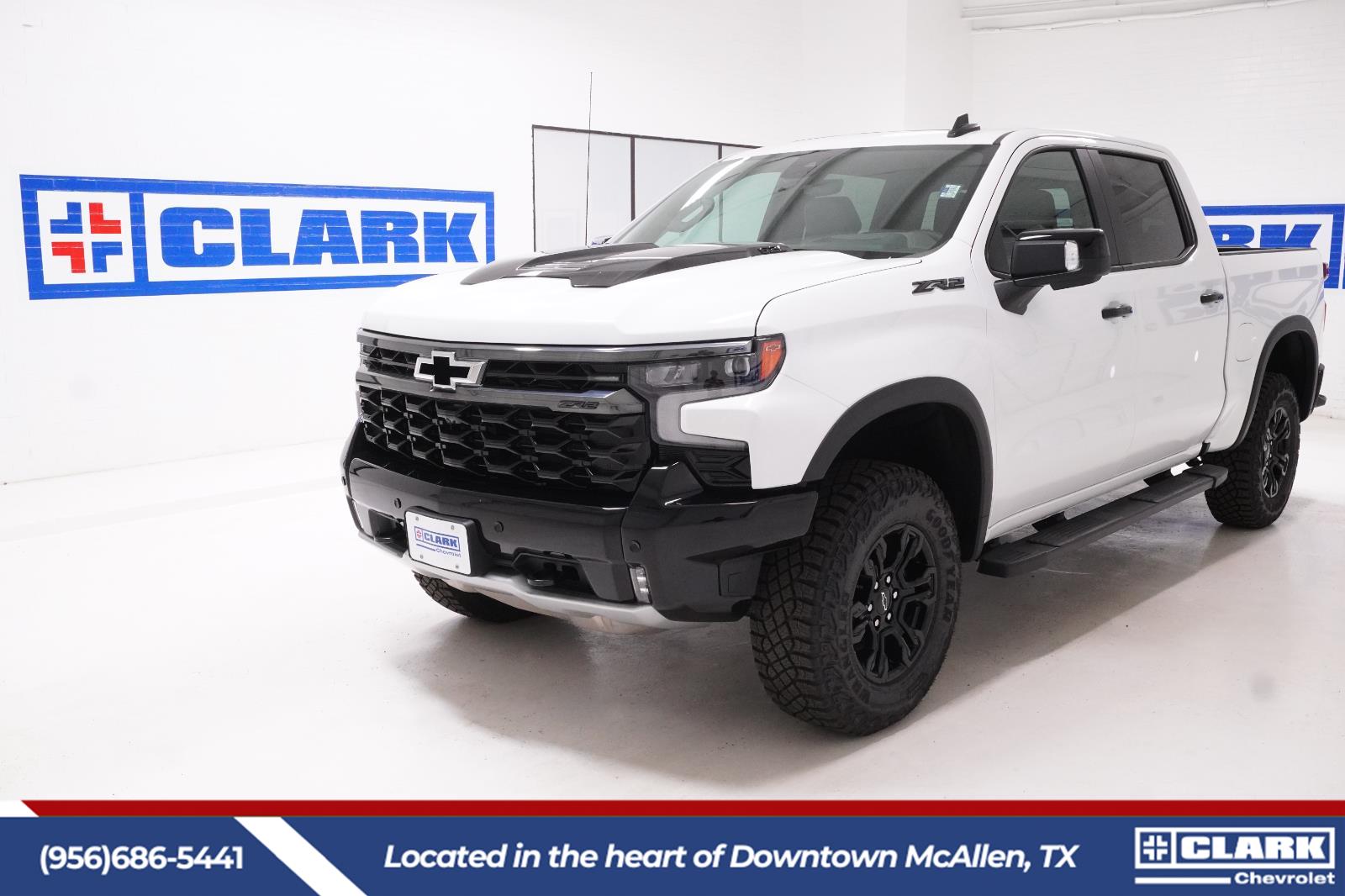 Summit White 2026 Chevrolet Silverado 1500 ZR2 Crew Cab 4WD Pickup Truck Four-Wheel Drive Automatic
