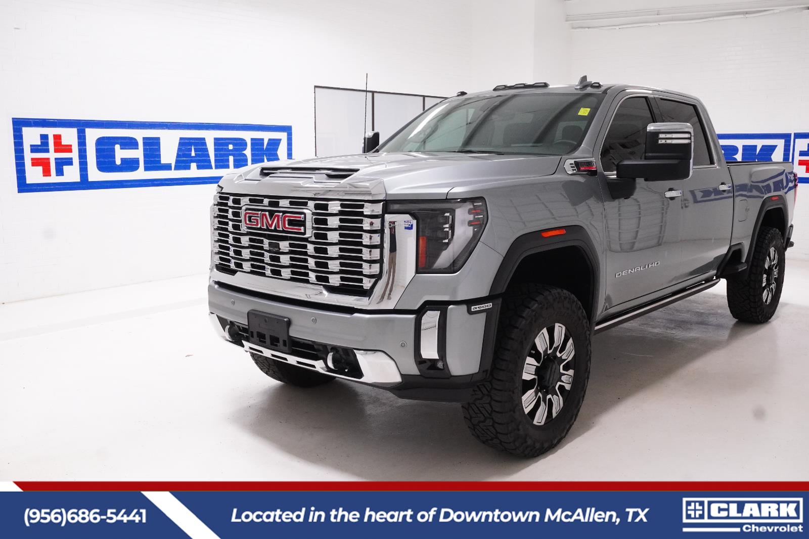 2025 GMC Sierra 2500HD Denali Crew Cab 4WD