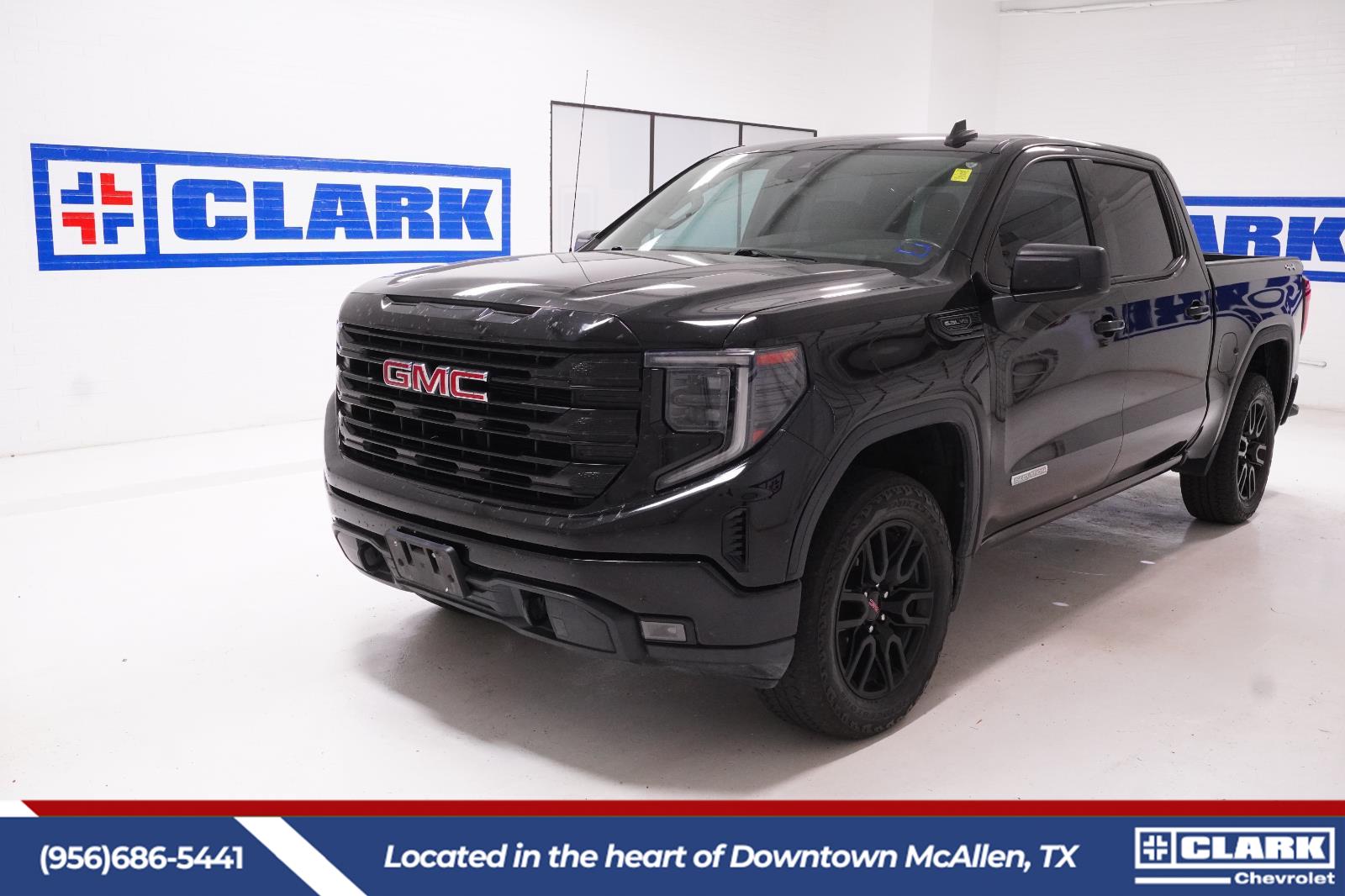 Onyx Black 2022 GMC Sierra 1500 Elevation Crew Cab 4WD Pickup Truck Four-Wheel Drive Automatic