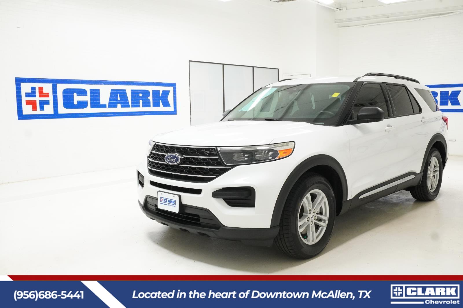 Oxford White 2021 Ford Explorer XLT RWD SUV / Crossover Rear-Wheel Drive Automatic