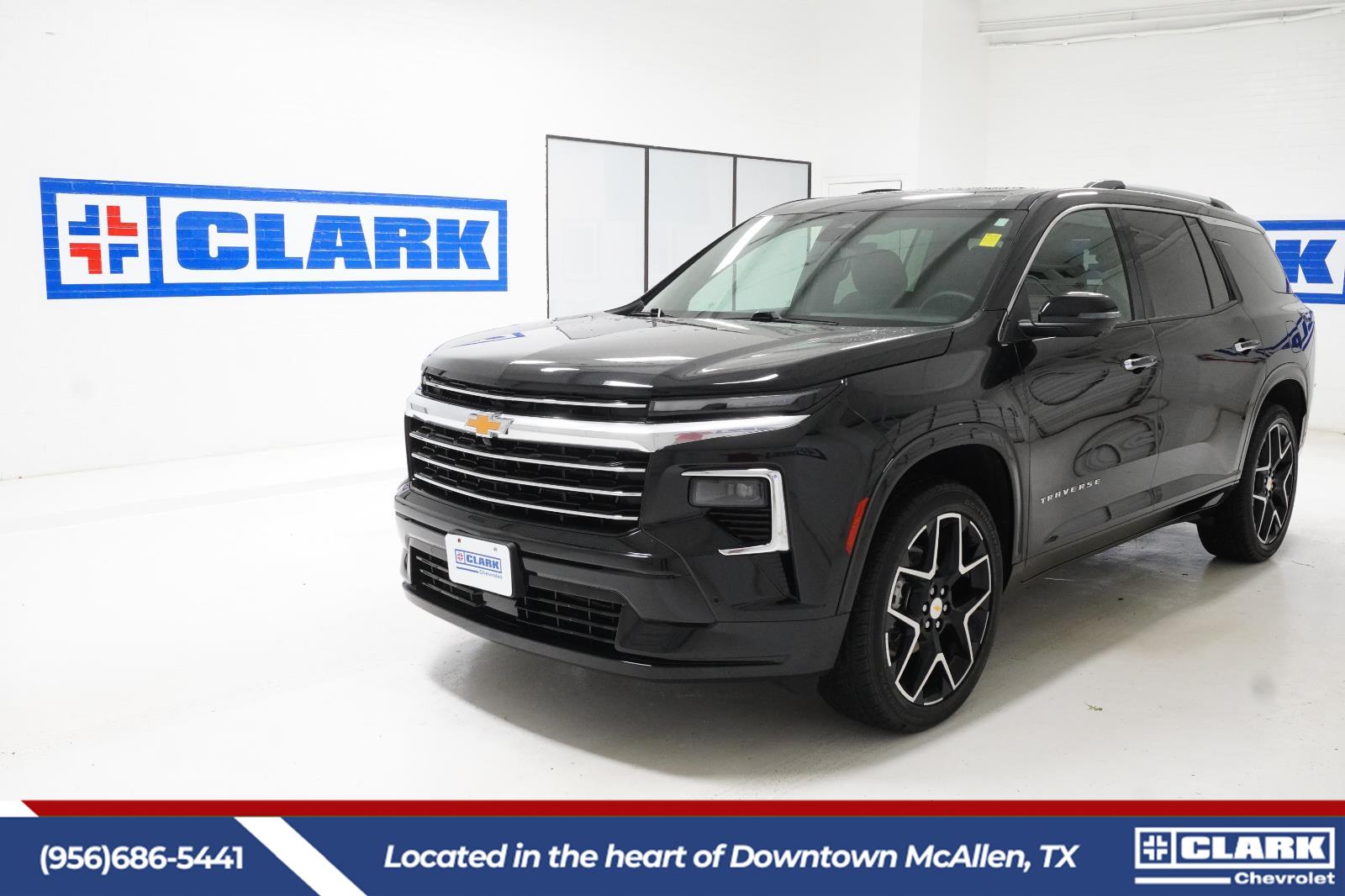 Mosaic Black Metallic 2025 Chevrolet Traverse High Country FWD SUV / Crossover Front-Wheel Drive 8-Speed Automatic