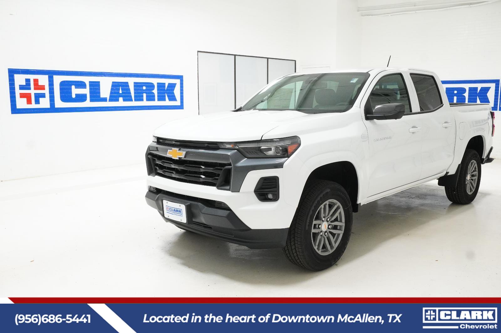 Summit White 2026 Chevrolet Colorado Pickup Truck 4X2 8-Speed Automatic