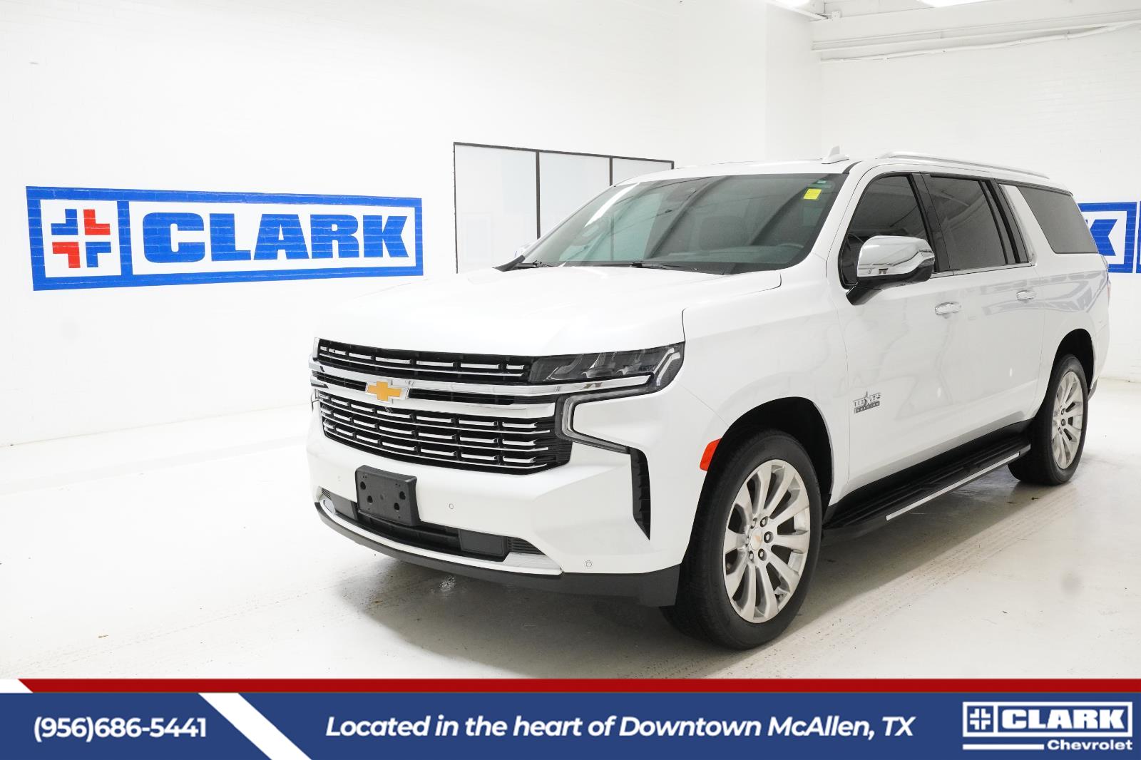 White (Iridescent Pearl Tricoat) 2023 Chevrolet Suburban Premier RWD SUV / Crossover 4X2 Automatic