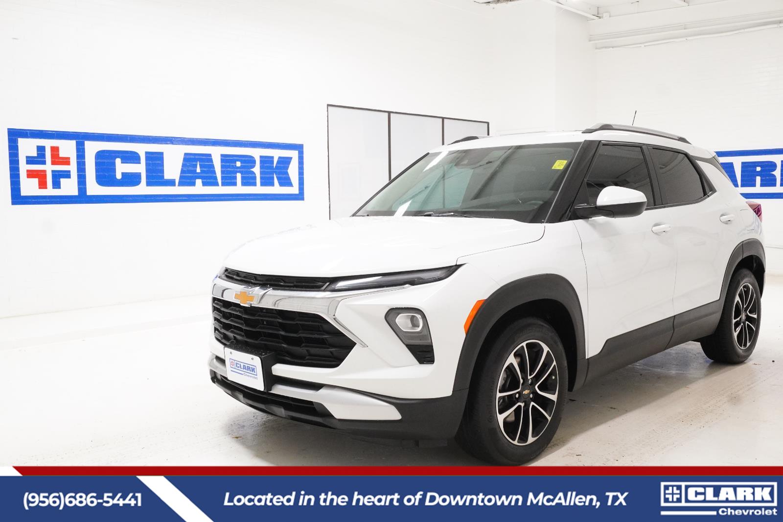 Summit White 2025 Chevrolet Trailblazer LT FWD SUV / Crossover Front-Wheel Drive Continuously Variable Transmission