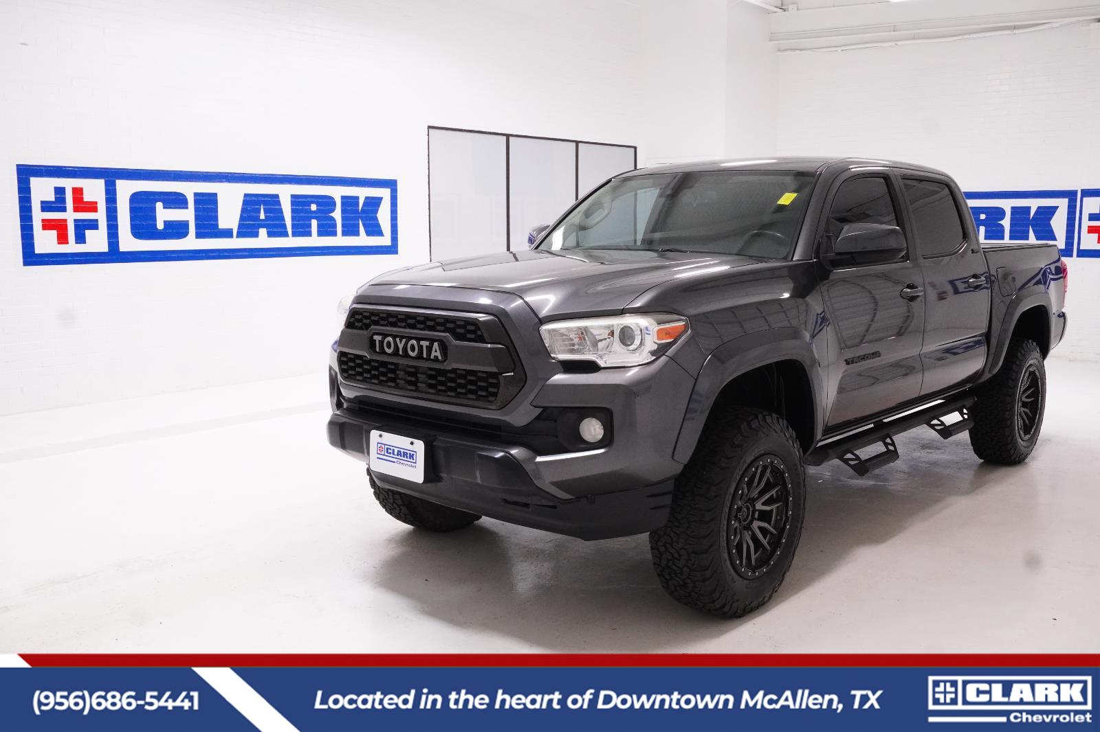 Magnetic Gray Metallic 2019 Toyota Tacoma SR5 V6 Double Cab RWD Pickup Truck 4X2 Automatic