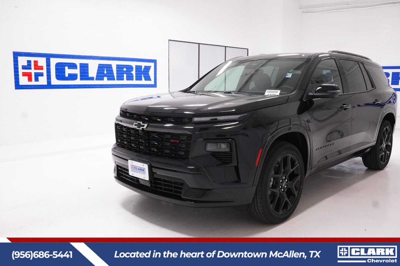 Mosaic Black Metallic 2026 Chevrolet Traverse SUV / Crossover Front-Wheel Drive 8-Speed Automatic