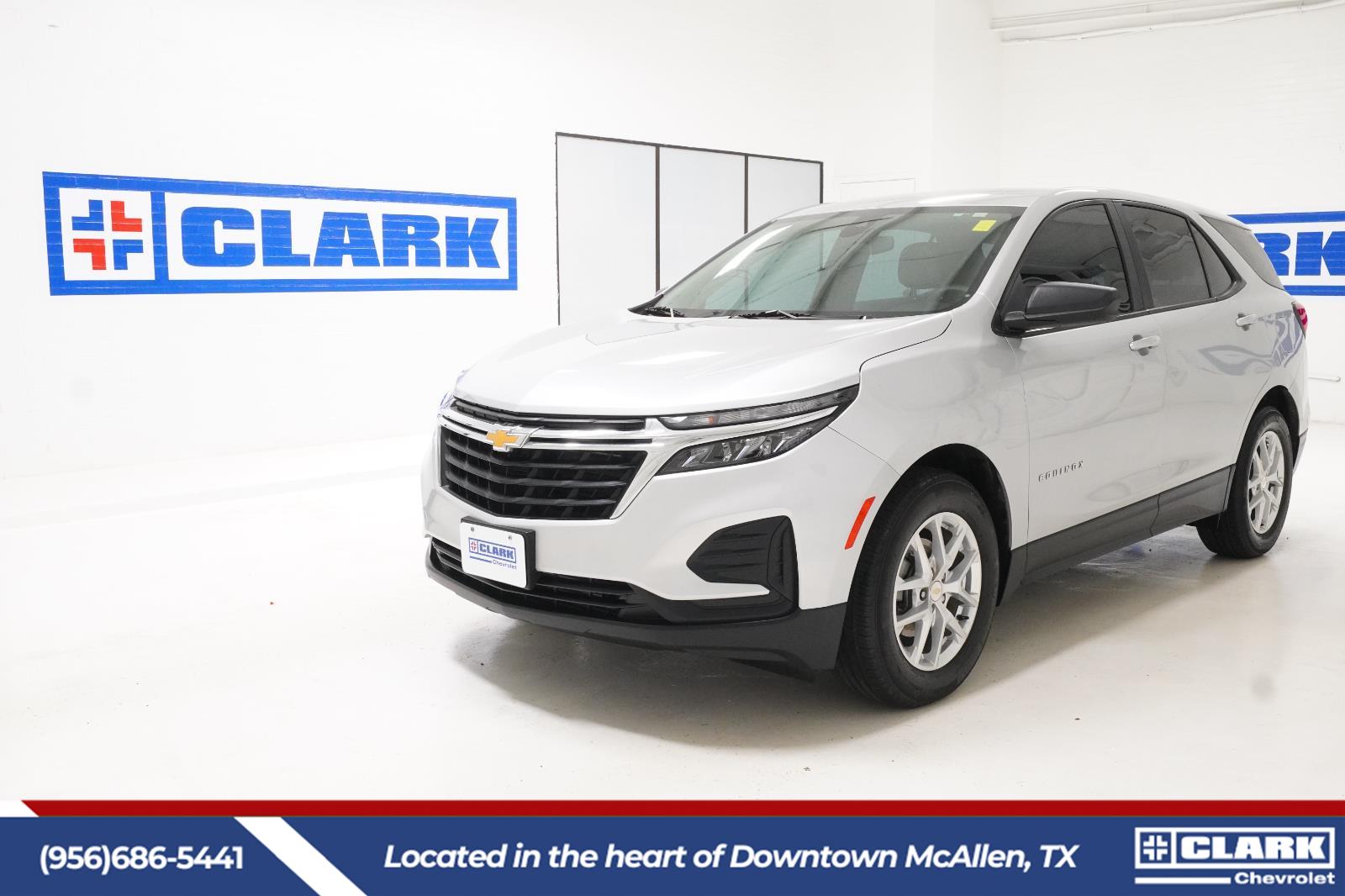 2022 Chevrolet Equinox LS FWD with 1LS