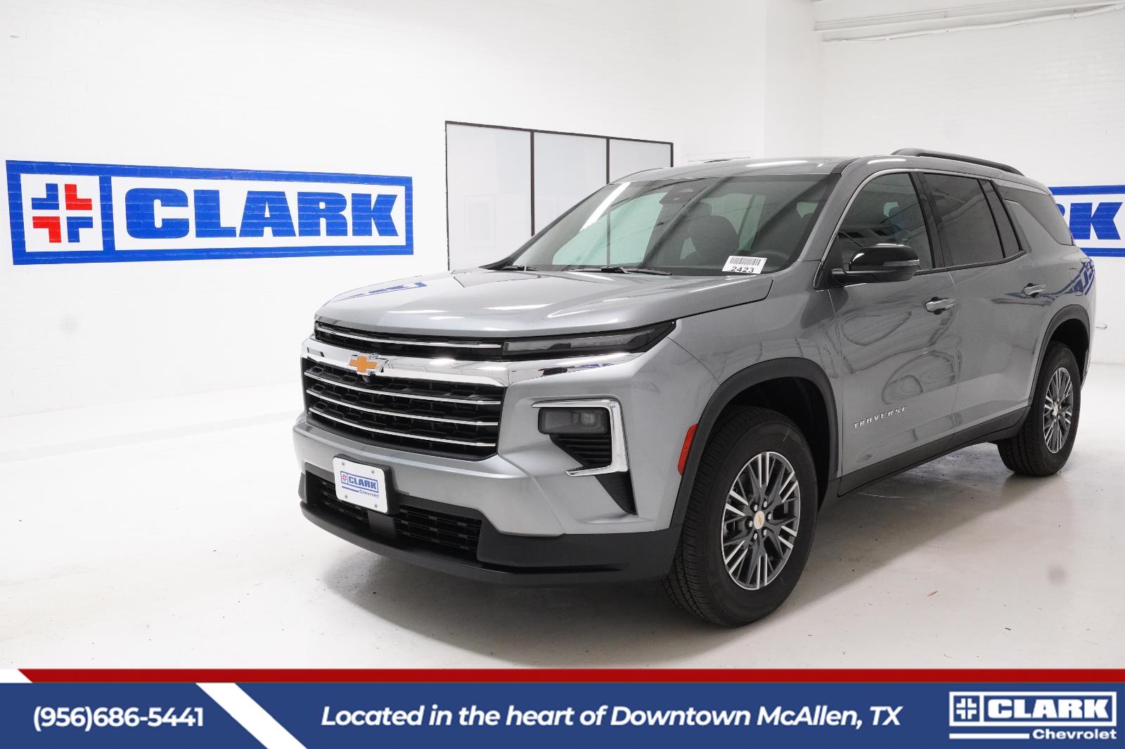 Sterling Gray Metallic 2026 Chevrolet Traverse SUV / Crossover Front-Wheel Drive 8-Speed Automatic