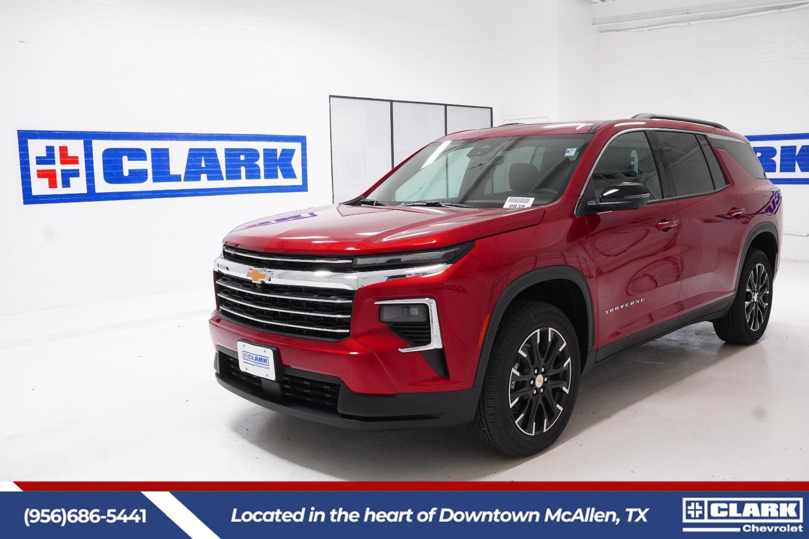 Radiant Red Tintcoat 2026 Chevrolet Traverse SUV / Crossover Front-Wheel Drive 8-Speed Automatic