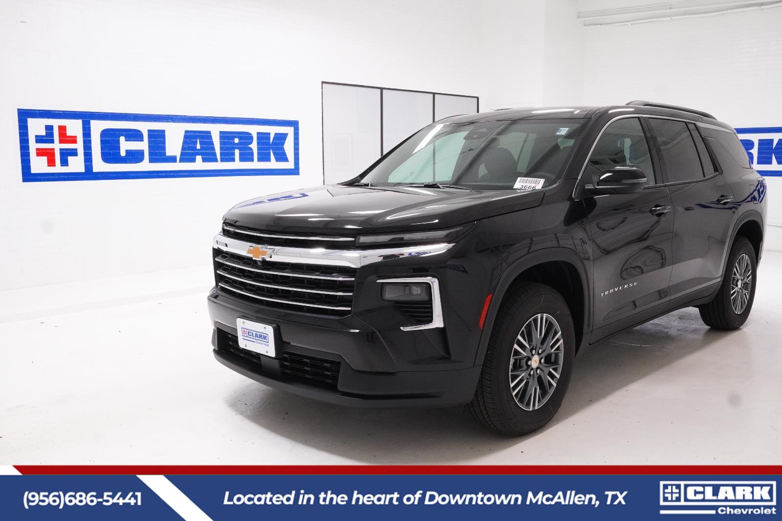 Mosaic Black Metallic 2026 Chevrolet Traverse SUV / Crossover Front-Wheel Drive 8-Speed Automatic