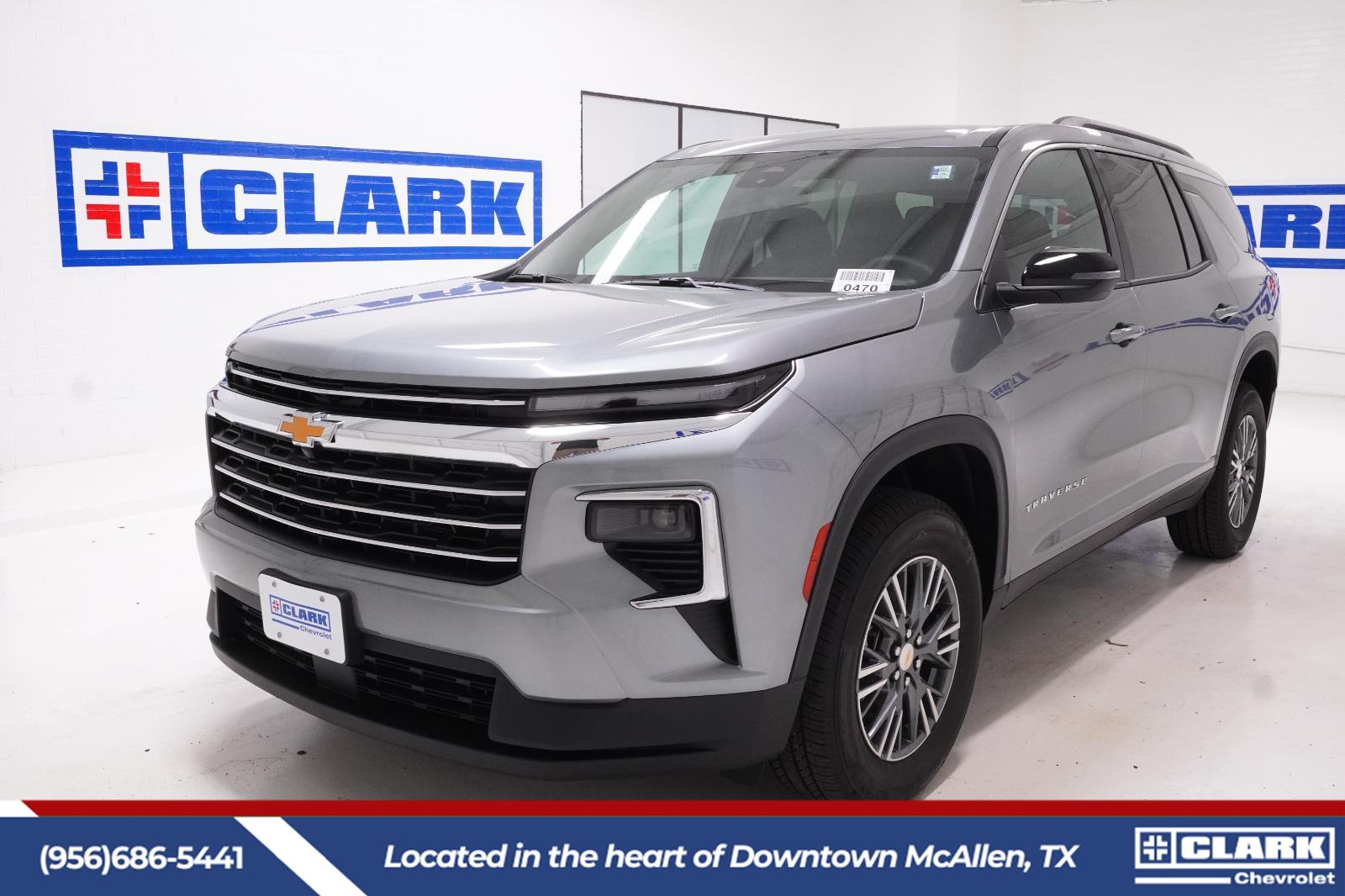 Sterling Gray Metallic 2026 Chevrolet Traverse SUV / Crossover Front-Wheel Drive 8-Speed Automatic