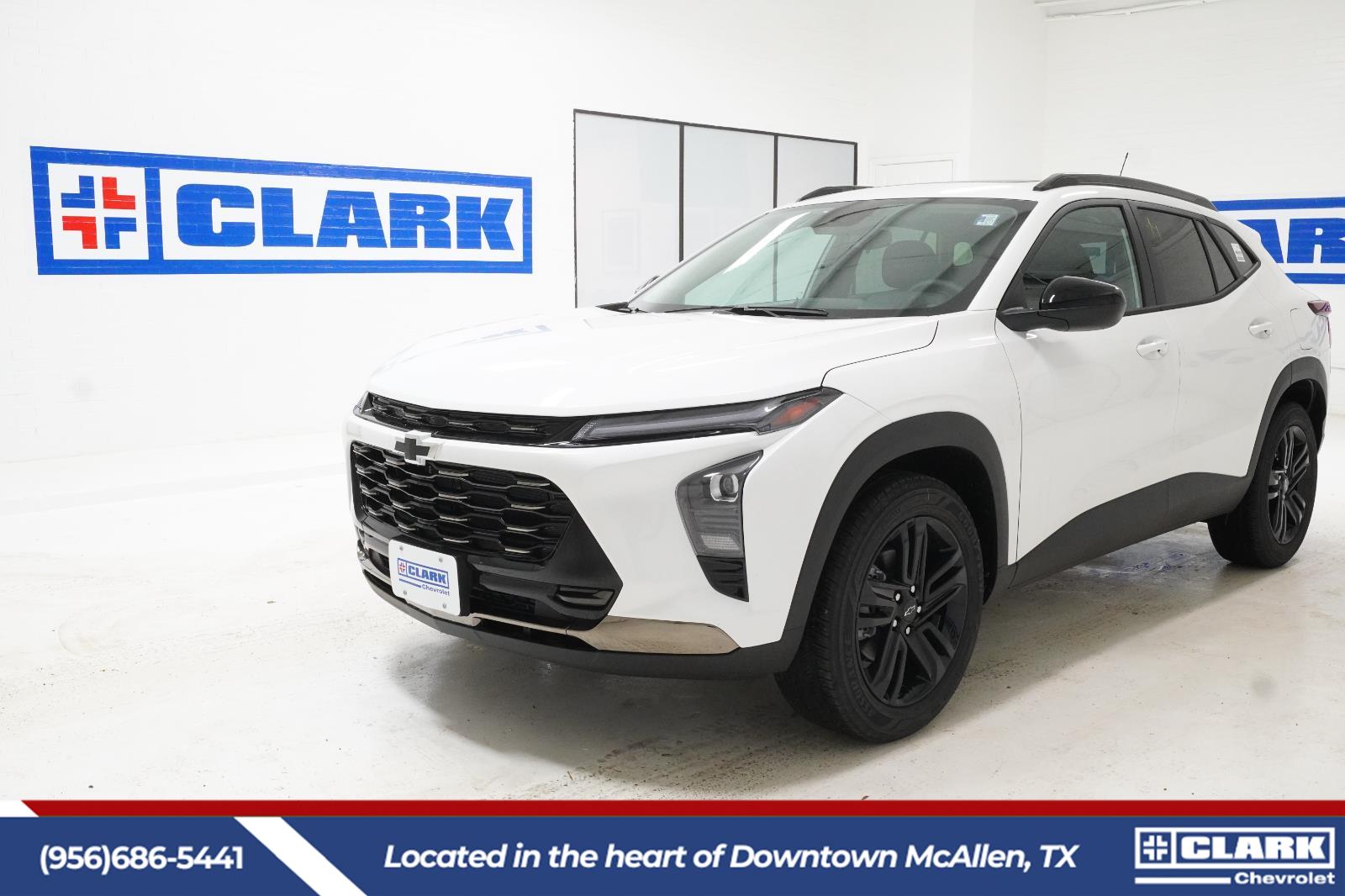 Summit White 2026 Chevrolet Trax SUV / Crossover Front-Wheel Drive 6-Speed Automatic