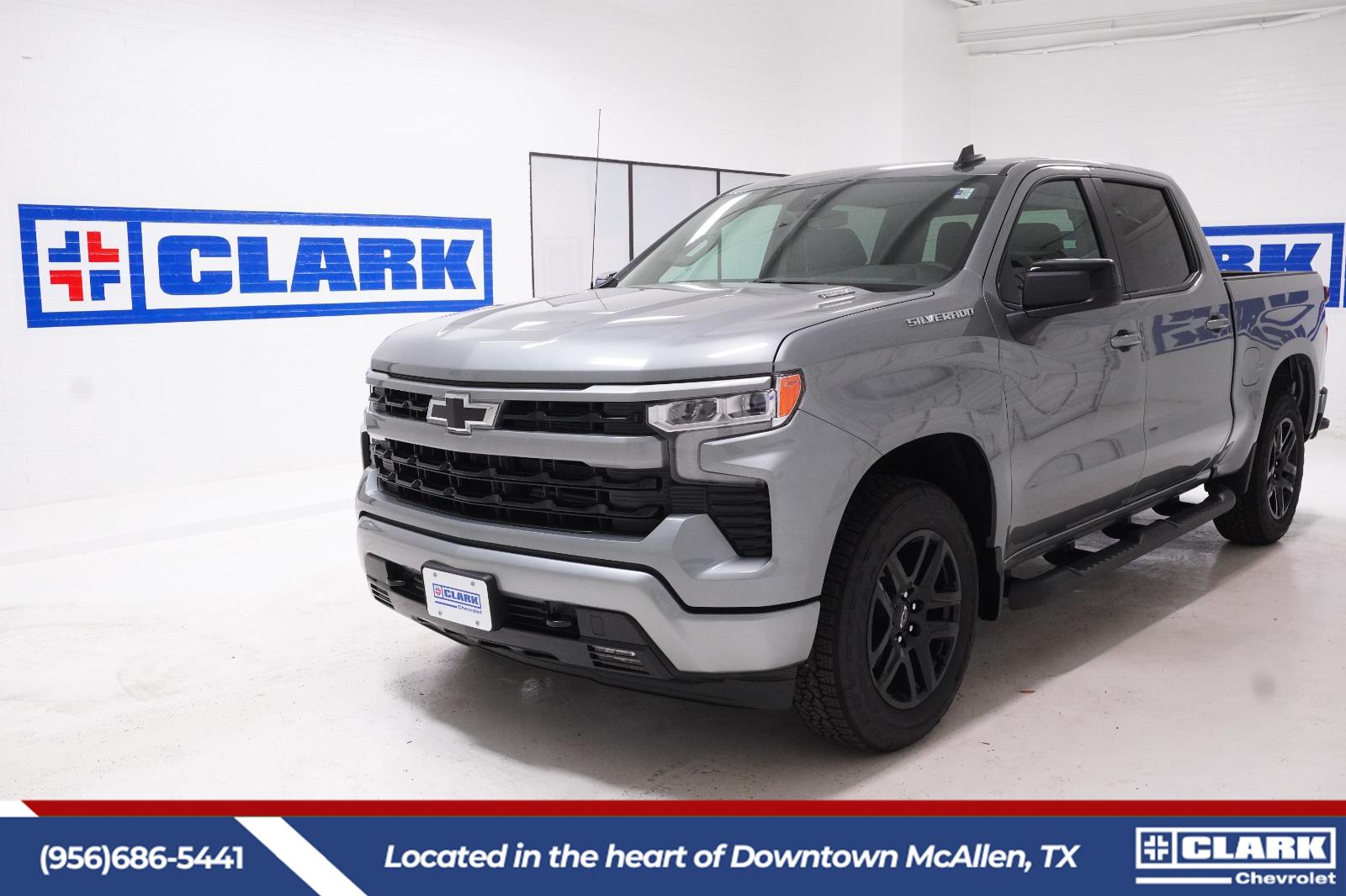 2026 Chevrolet Silverado 1500 Gris (Sterling Gray Metallic) Camioneta 4X2 8 velocidades Automática